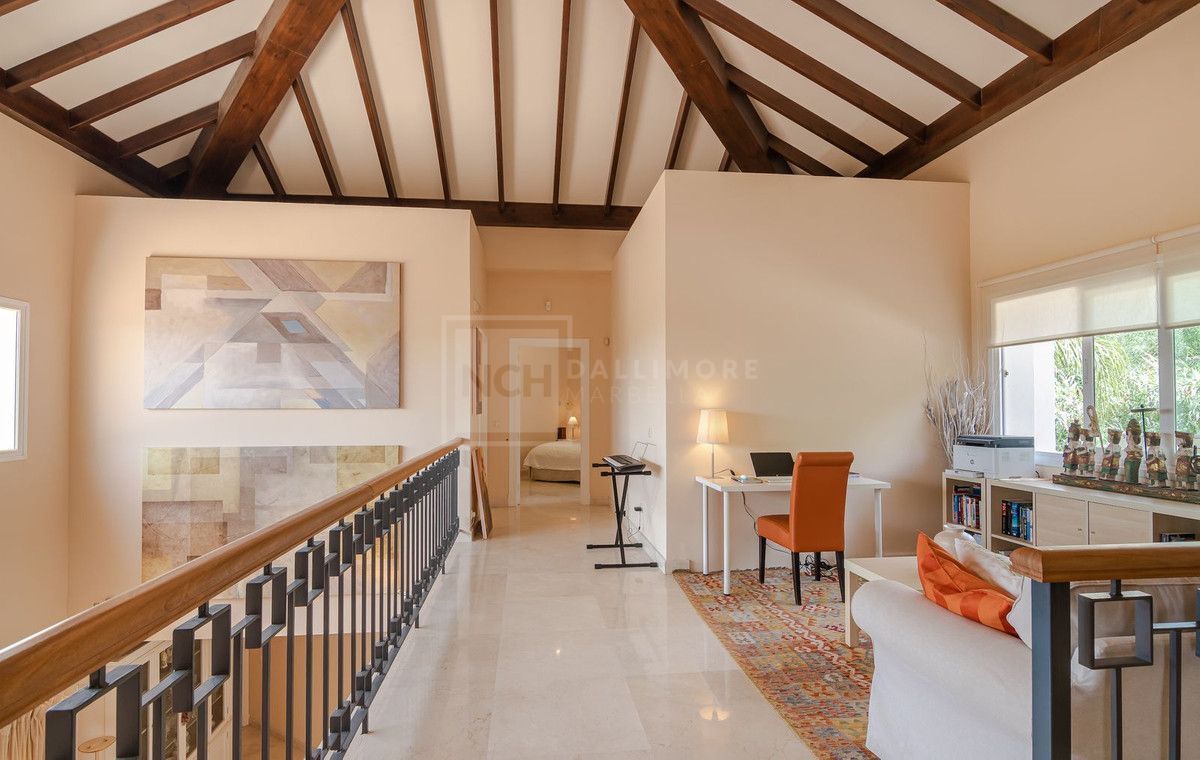 Villa de lujo andaluza en El Paraíso Alto
