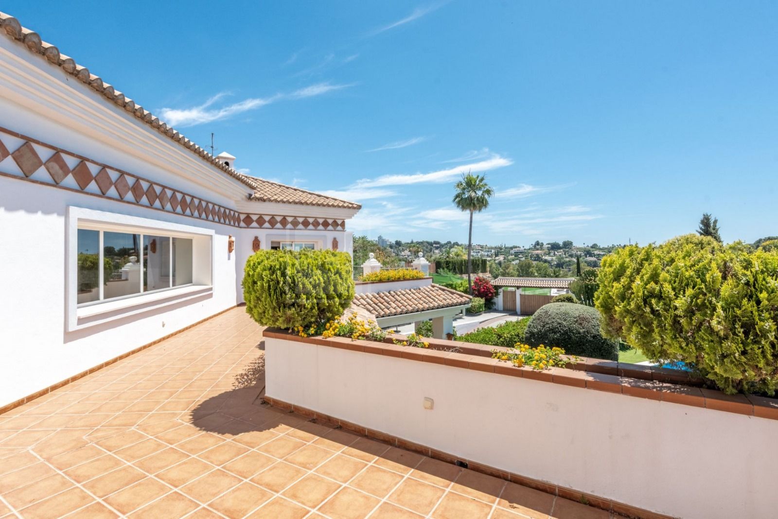 Villa de lujo andaluza en El Paraíso Alto