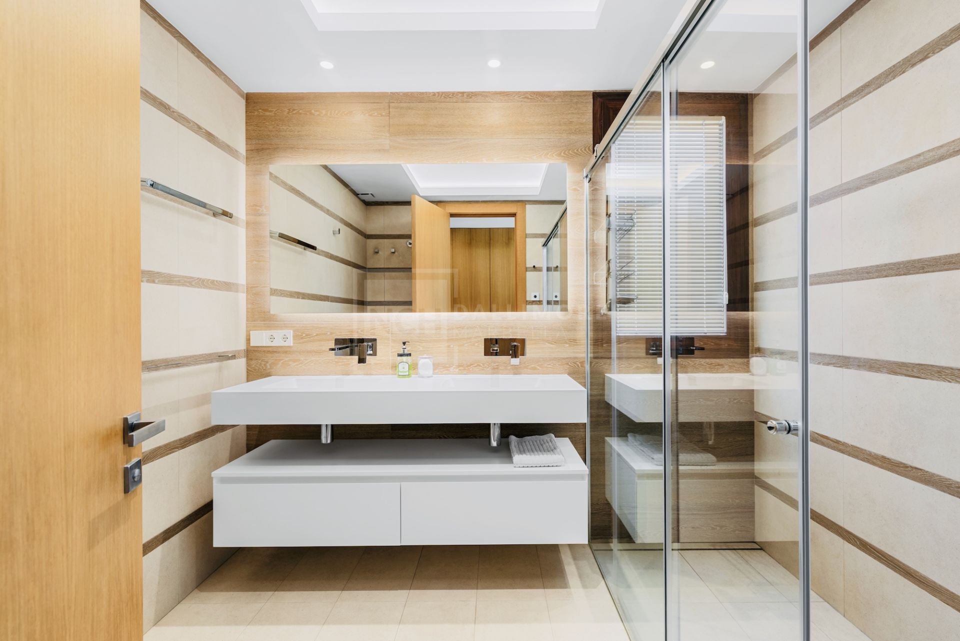 Luxury 3-Bedroom Apartment in Double Gated Community in Benahavis