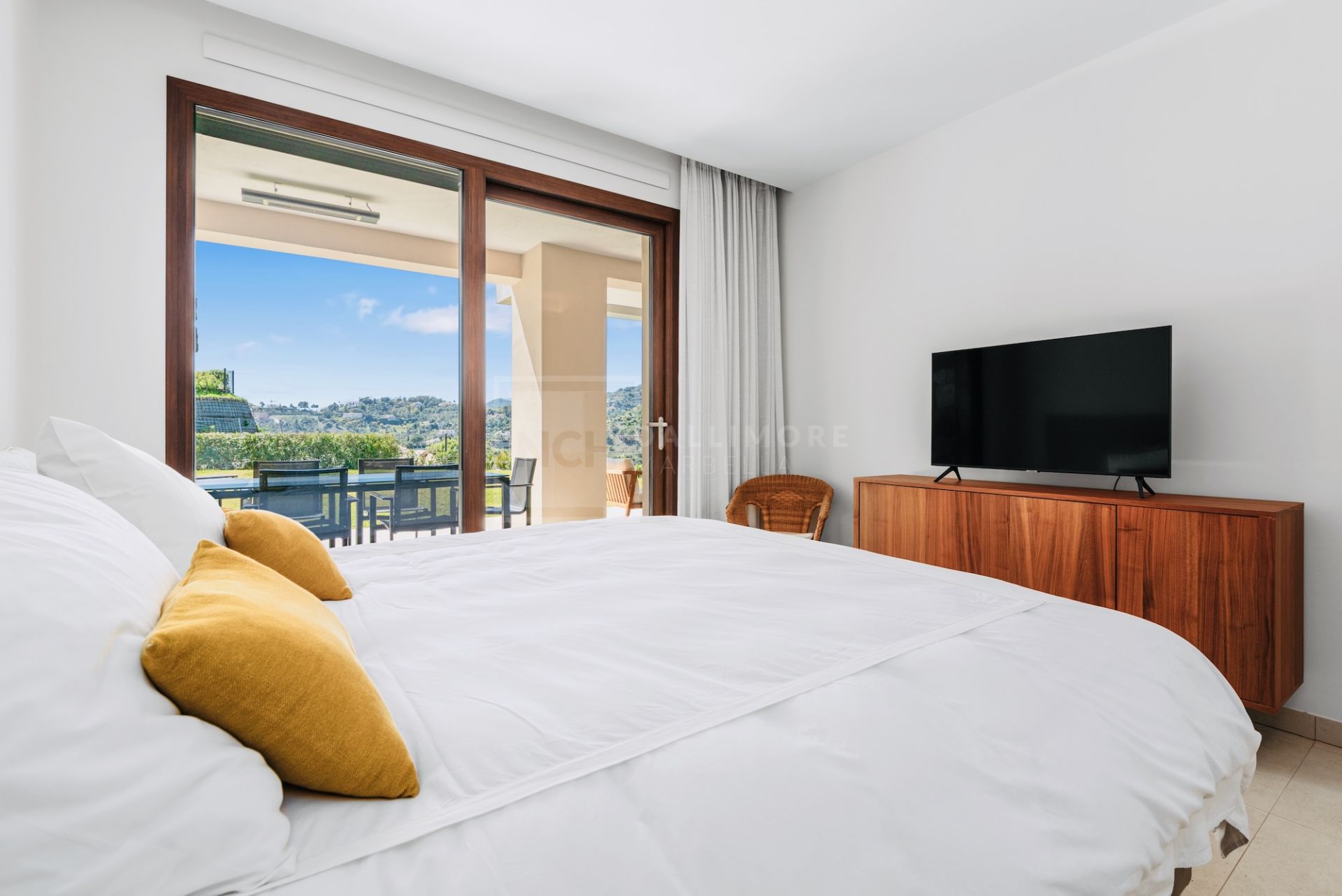 Luxury 3-Bedroom Apartment in Double Gated Community in Benahavis
