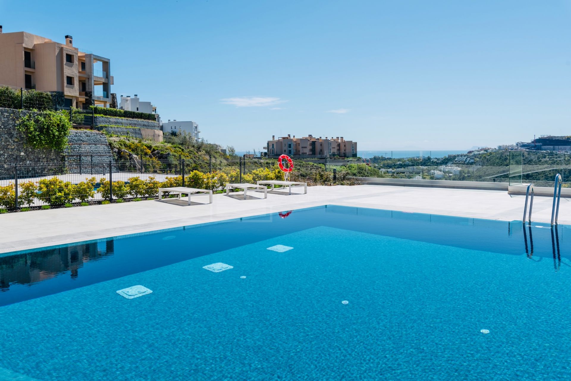 Luxury 3-Bedroom Apartment in Double Gated Community in Benahavis