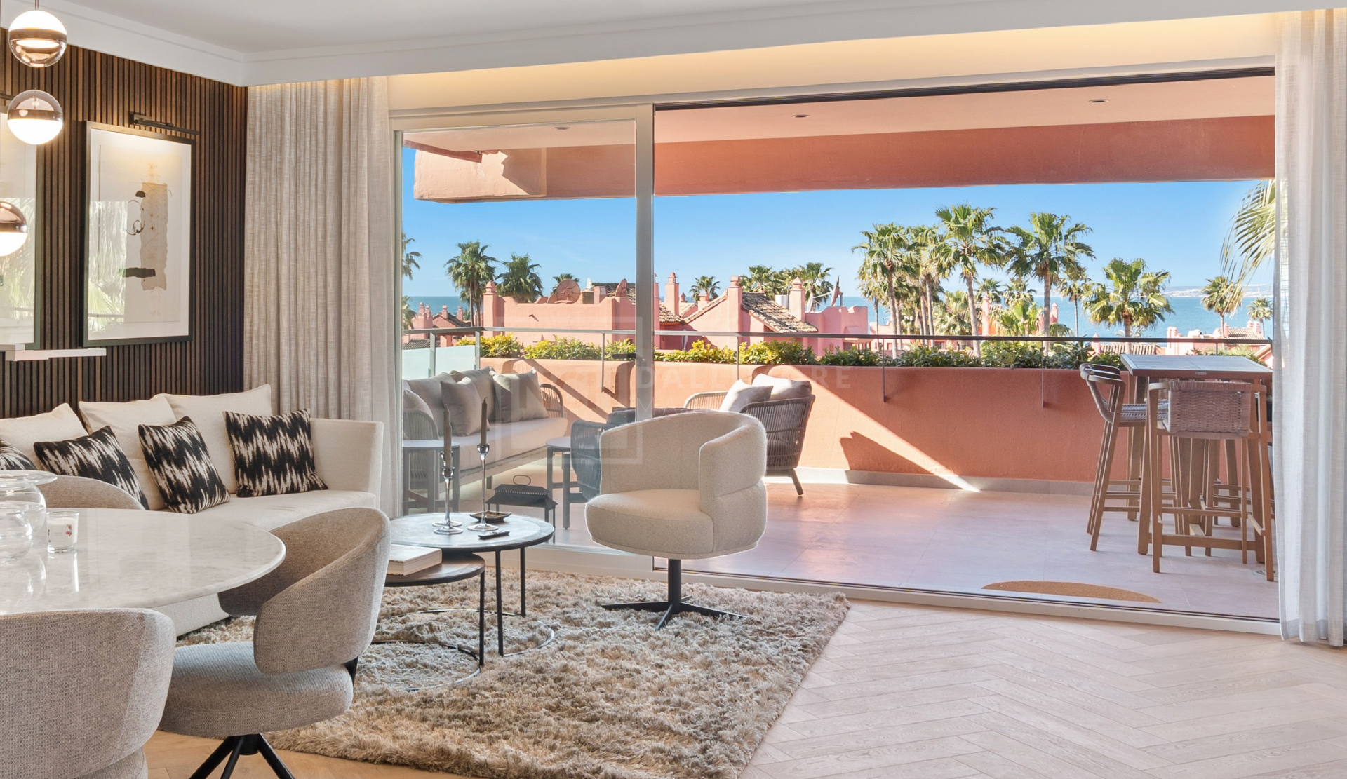 Sea View Luxury Penthouse - Newly Renovated on the Beach Side New Golden Mile