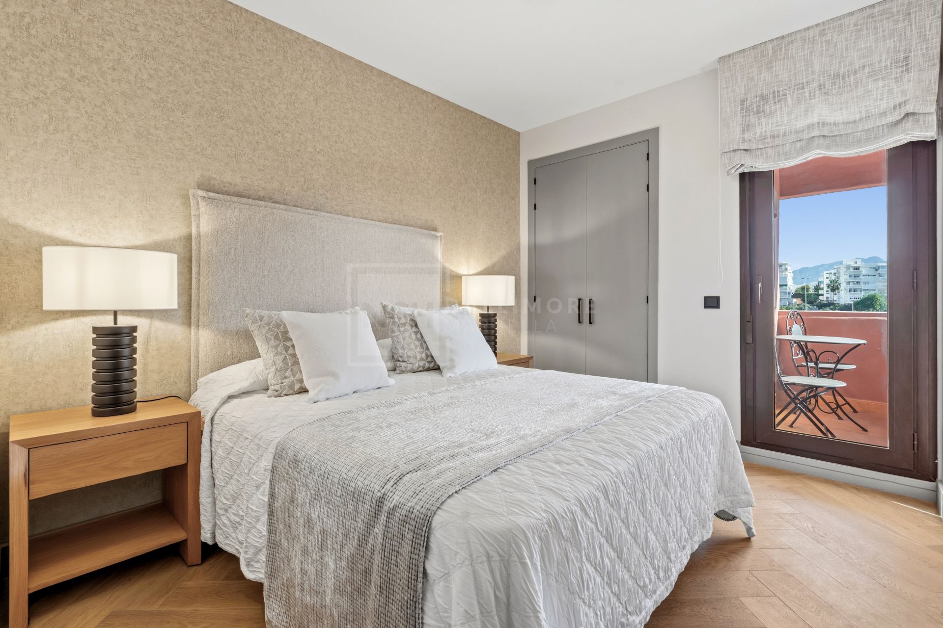 Sea View Luxury Penthouse - Newly Renovated on the Beach Side New Golden Mile