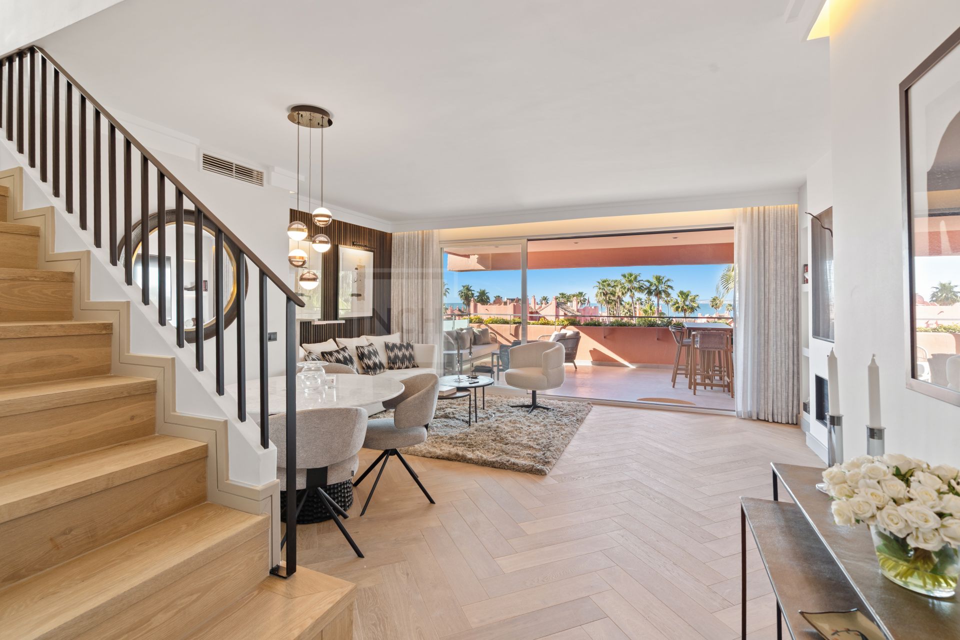 Sea View Luxury Penthouse - Newly Renovated on the Beach Side New Golden Mile