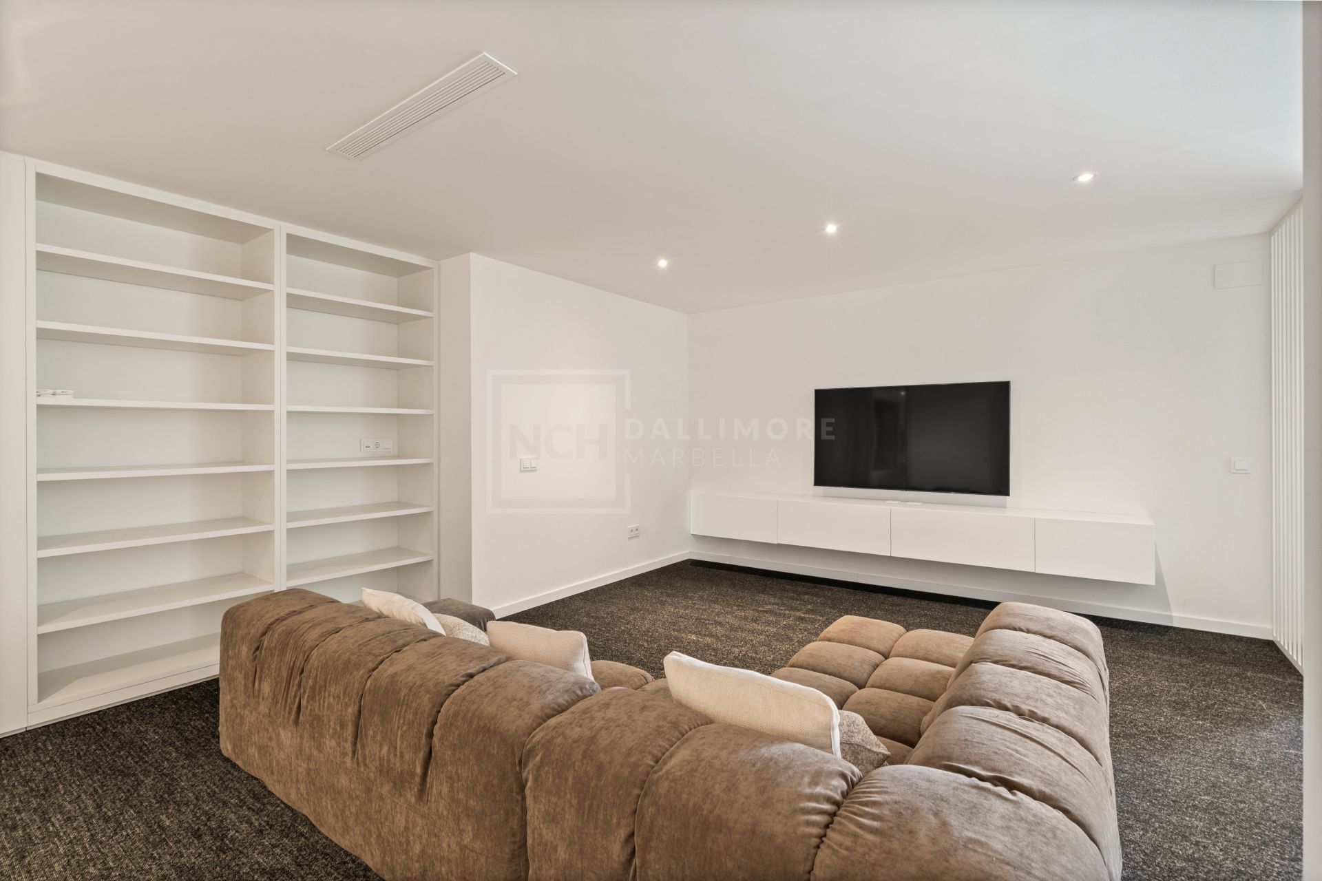 Residencia exclusiva de planta completa con piscina privada | 9 Lions Residences, Nueva Andalucía