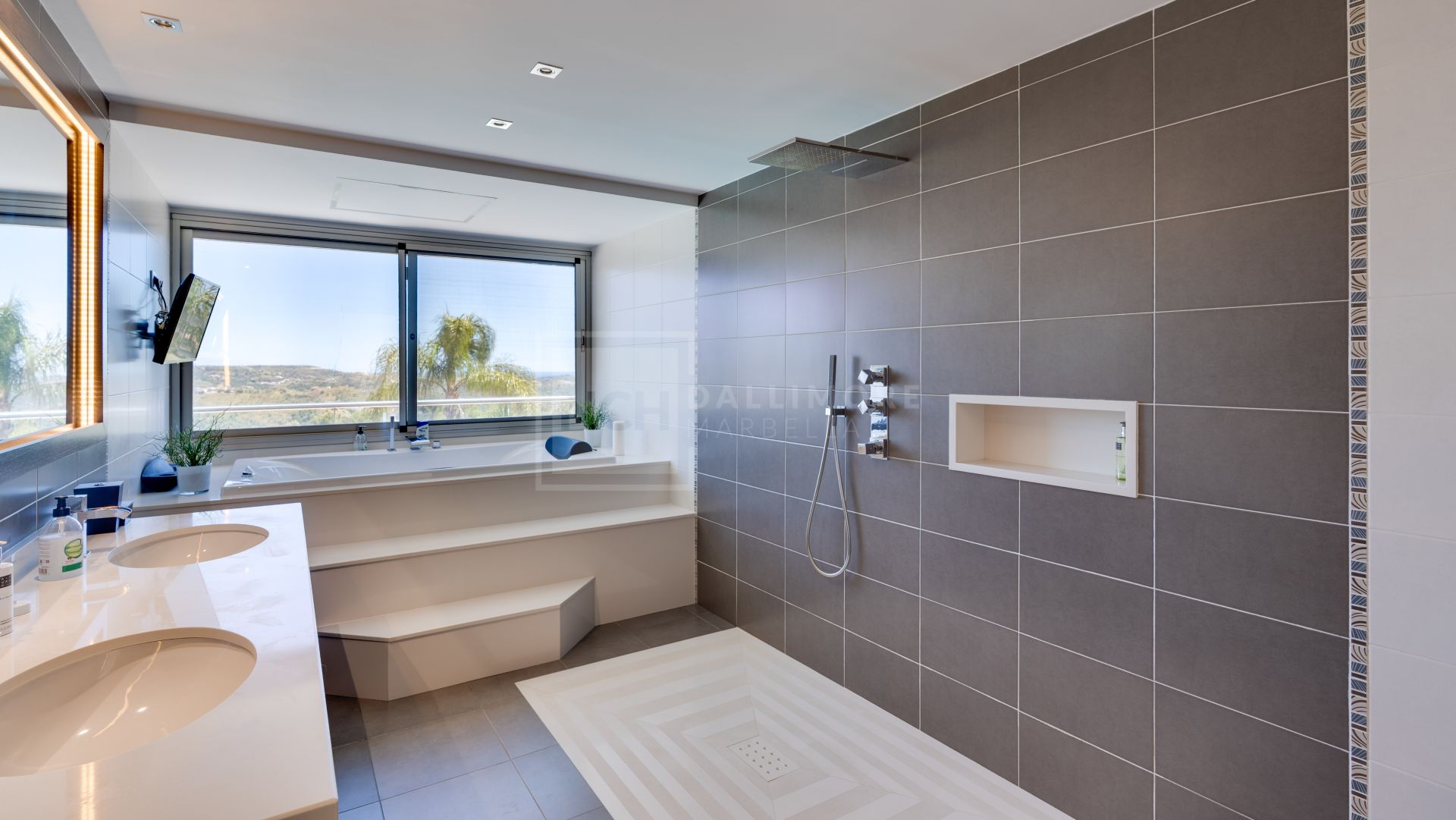 Villa en venta en Calanova Golf, Mijas Costa