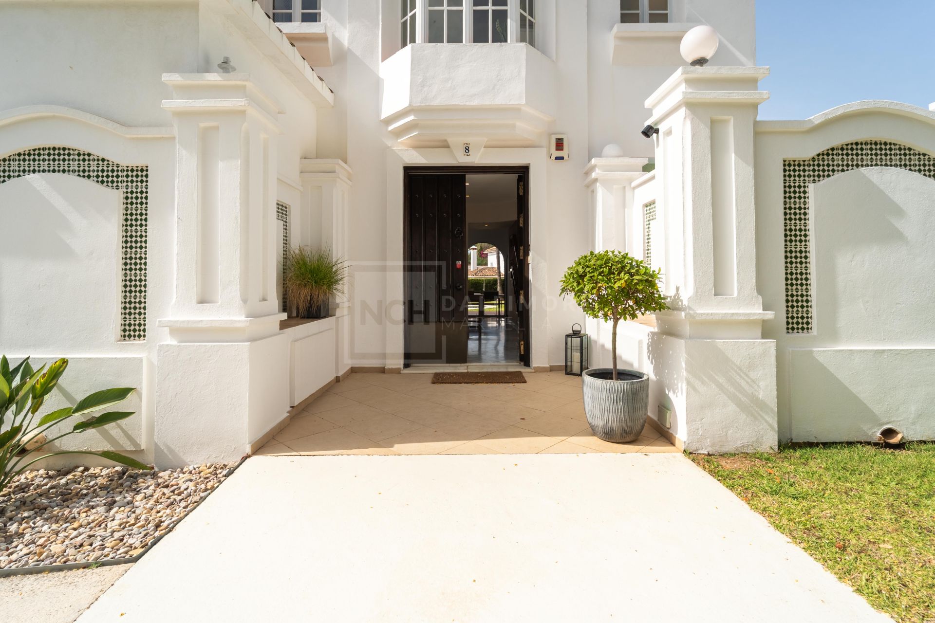 Villa en venta en Elviria, Marbella Este