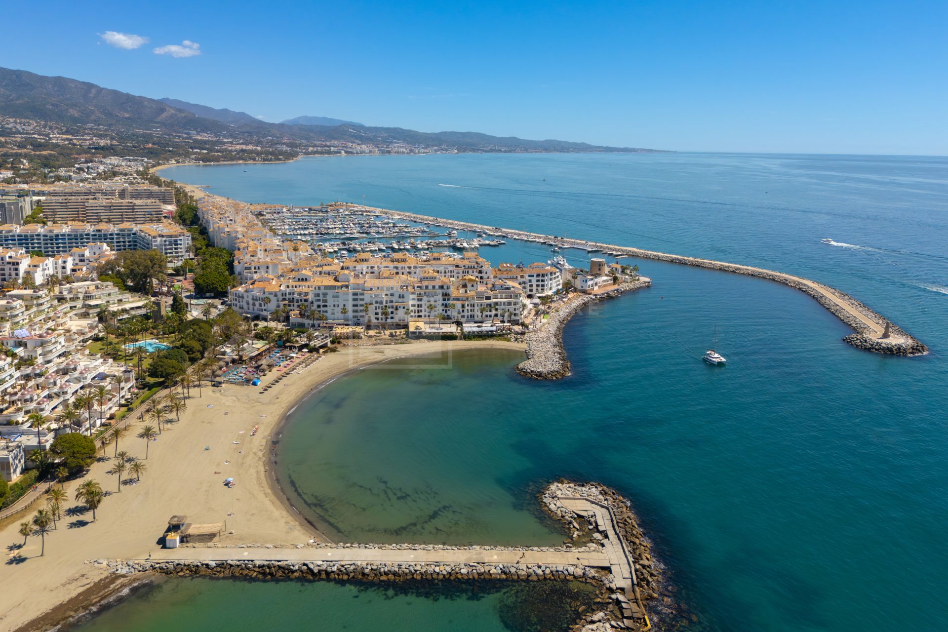 Fantastic apartment next to Puerto Banus