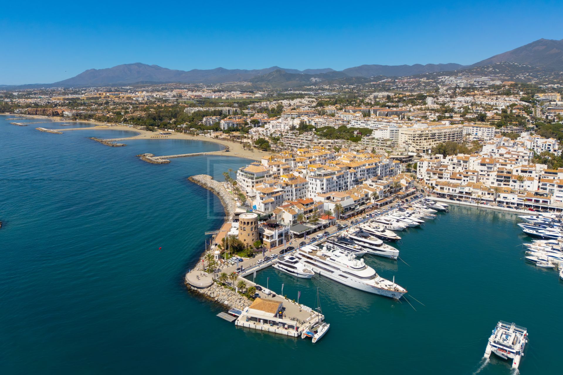 Fantastic apartment next to Puerto Banus