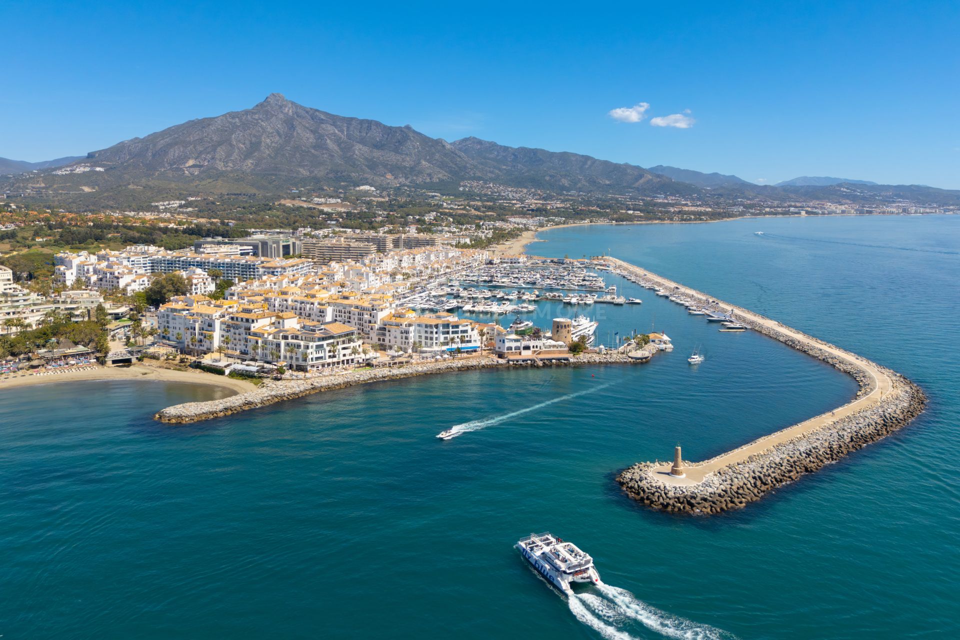 Fantastic apartment next to Puerto Banus