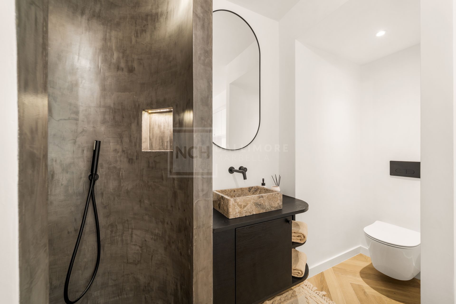 Renovated Apartment in The Heart of Nueva Andalucia