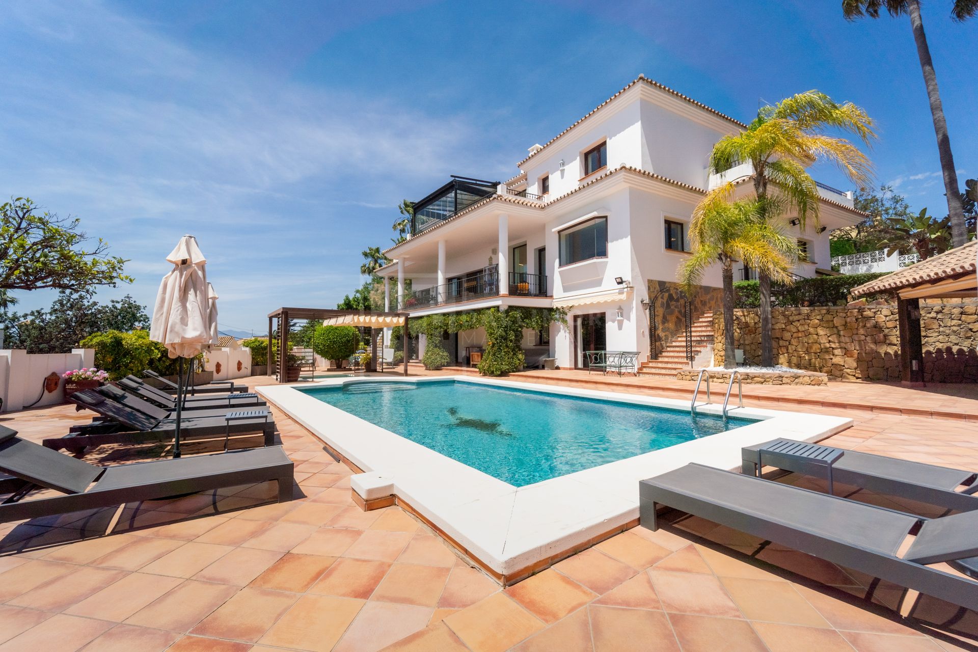 Andalucian Style Villa in El Rosario Marbella East