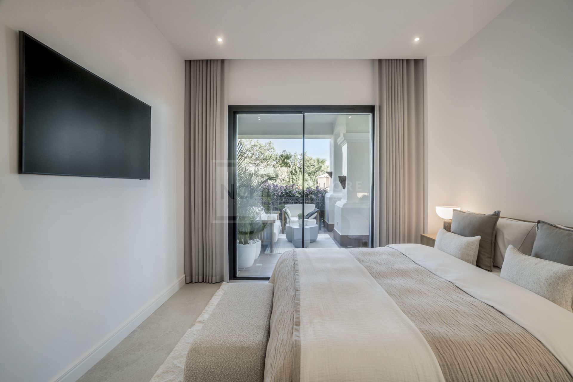 Reformed Apartment Located on Marbella's Golden Mile