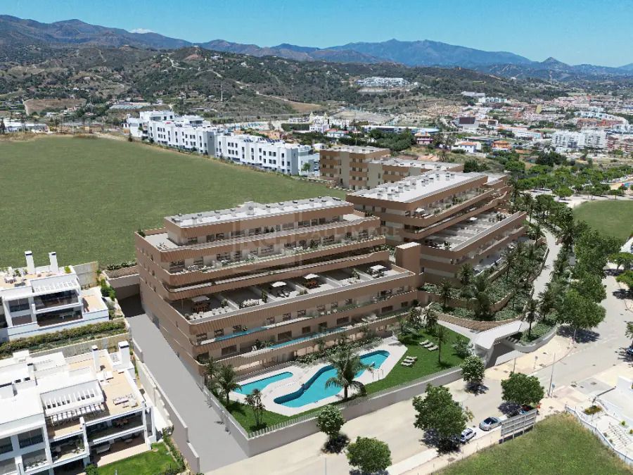 3-Bedroom Penthouse in Las Mesas, Estepona