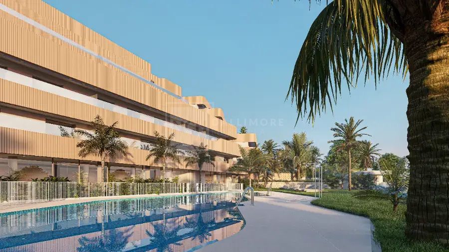 3-Bedroom Penthouse in Las Mesas, Estepona