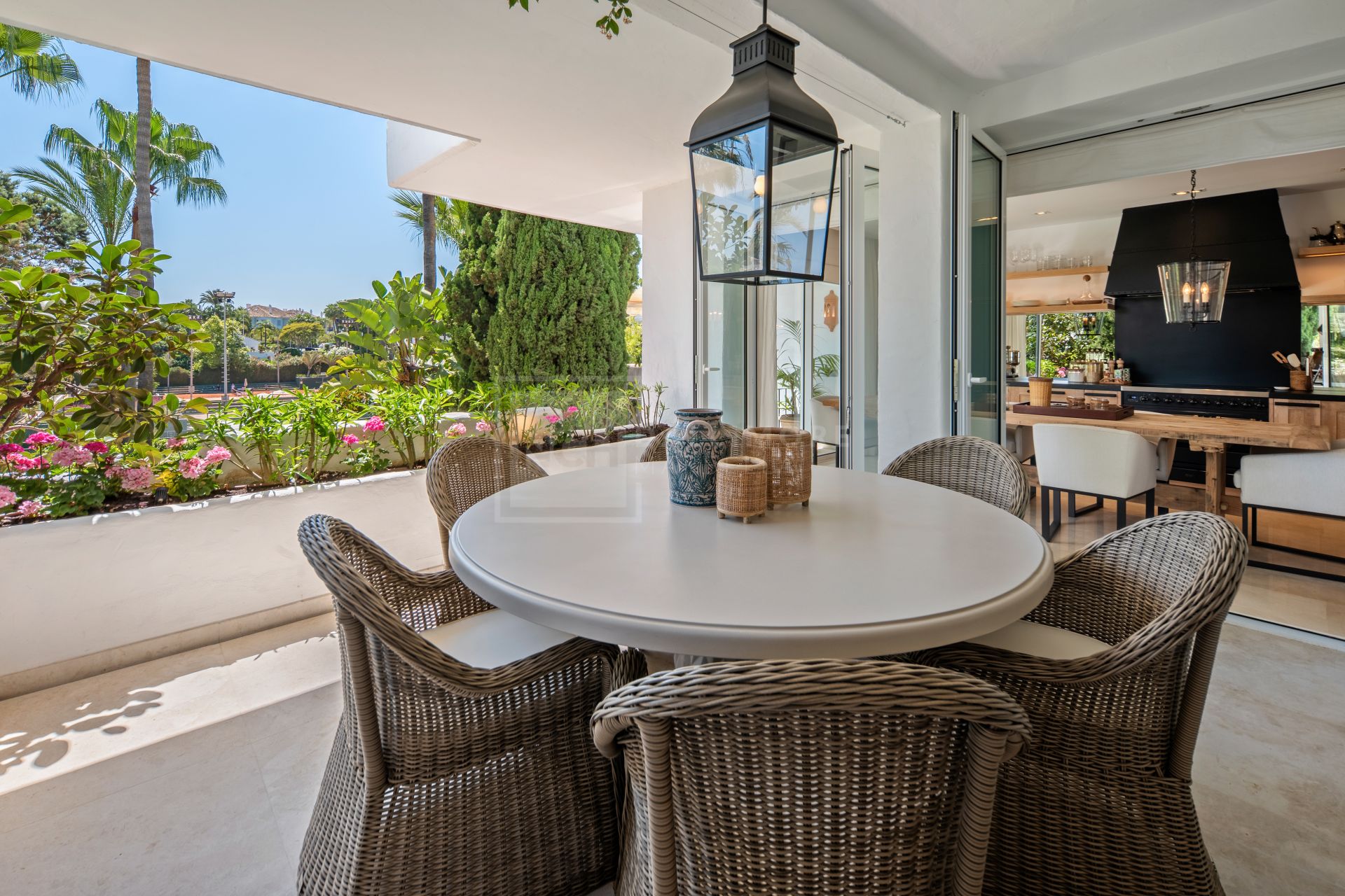 Turnkey Luxury on Marbella’s Golden Mile
