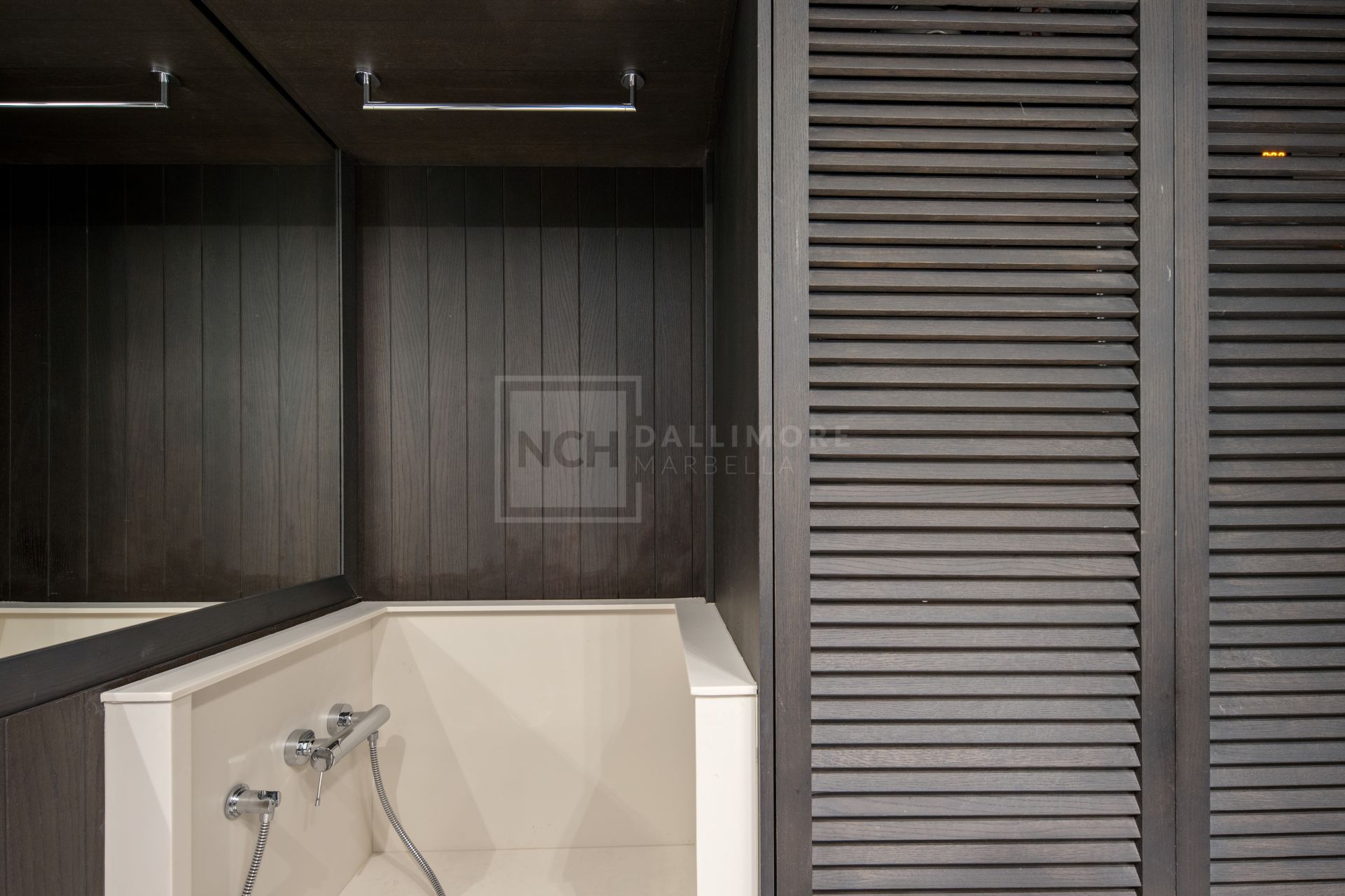Turnkey Luxury on Marbella’s Golden Mile