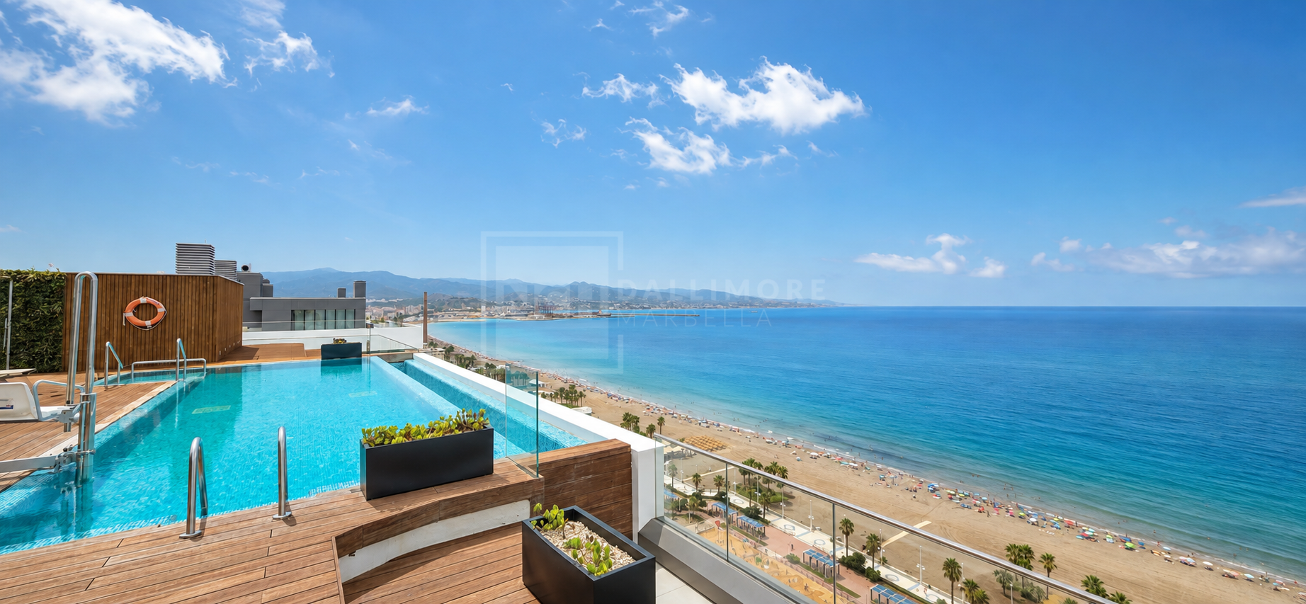 Front Line Beach Apartment in Málaga Towers