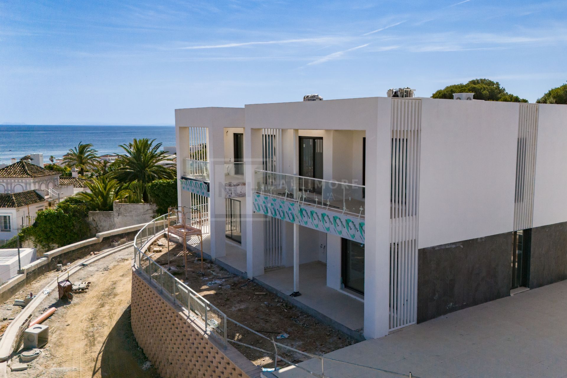 Fantastic townhouse located in the new housing development Estrella del Mar Villas Marbella.