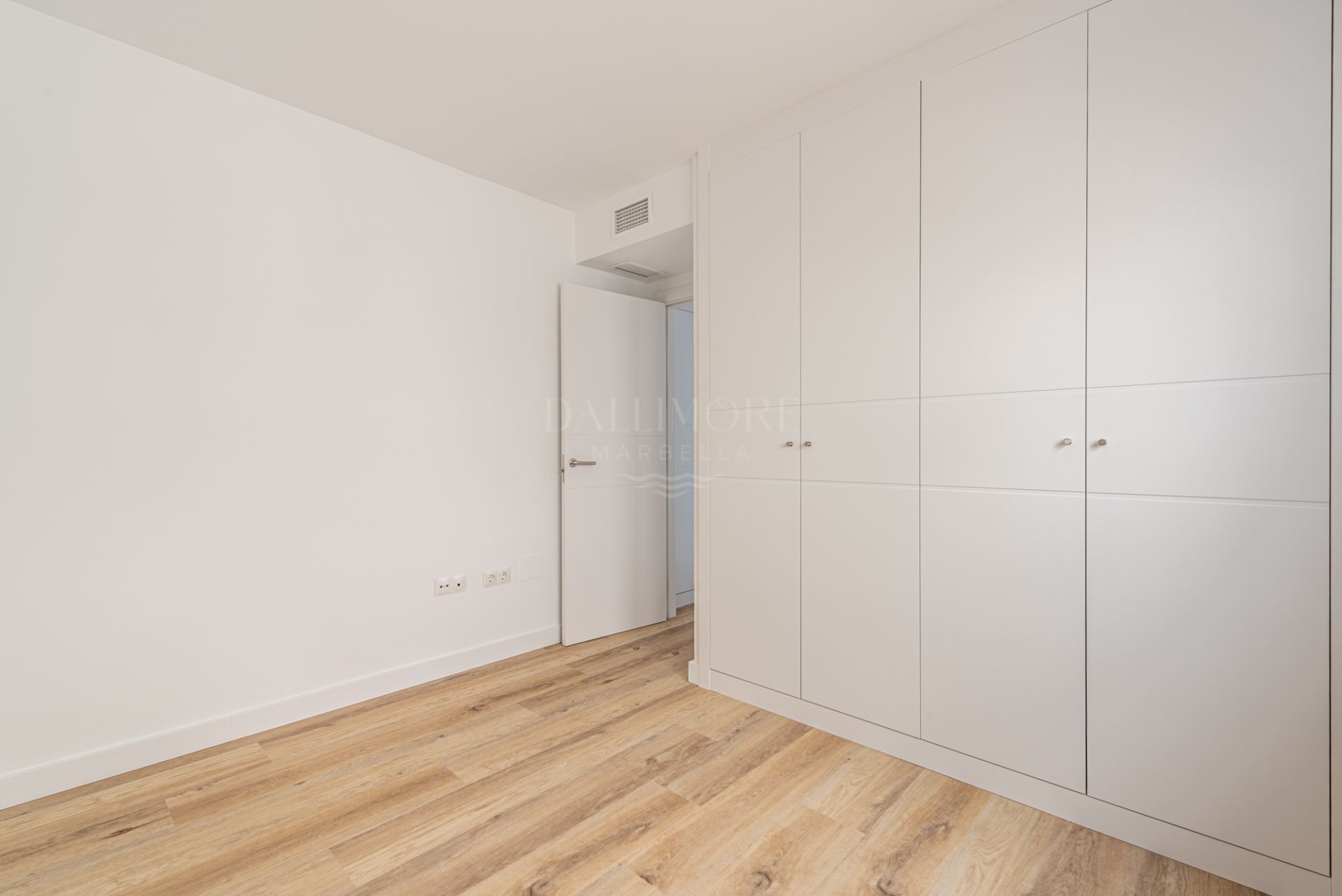 Brand-New 3-Bedroom Apartment for Long-Term Rent in La Campana, Nueva Andalucía