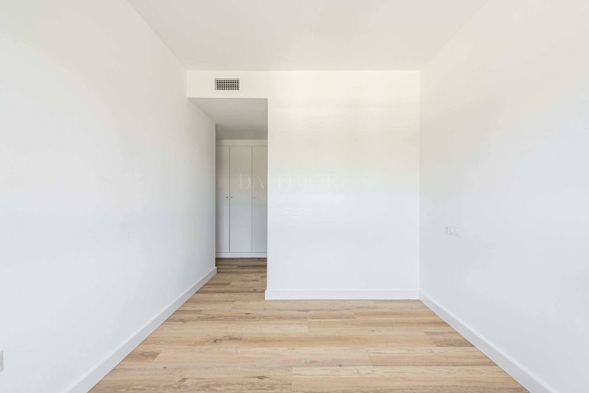 Brand-New 3-Bedroom Apartment for Long-Term Rent in La Campana, Nueva Andalucía