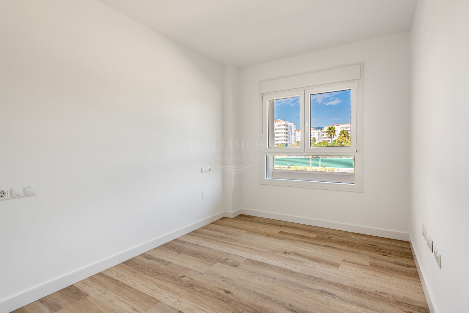 Brand-New 3-Bedroom Apartment for Long-Term Rent in La Campana, Nueva Andalucía
