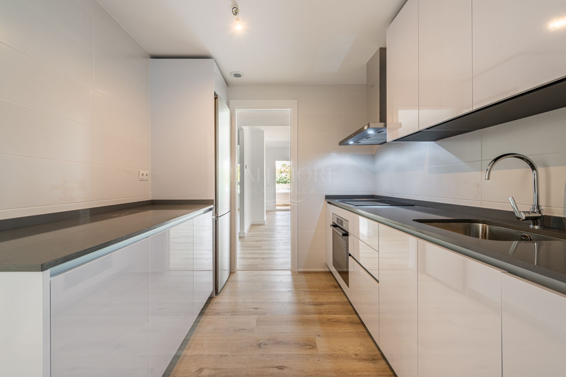 Brand-New 3-Bedroom Apartment for Long-Term Rent in La Campana, Nueva Andalucía