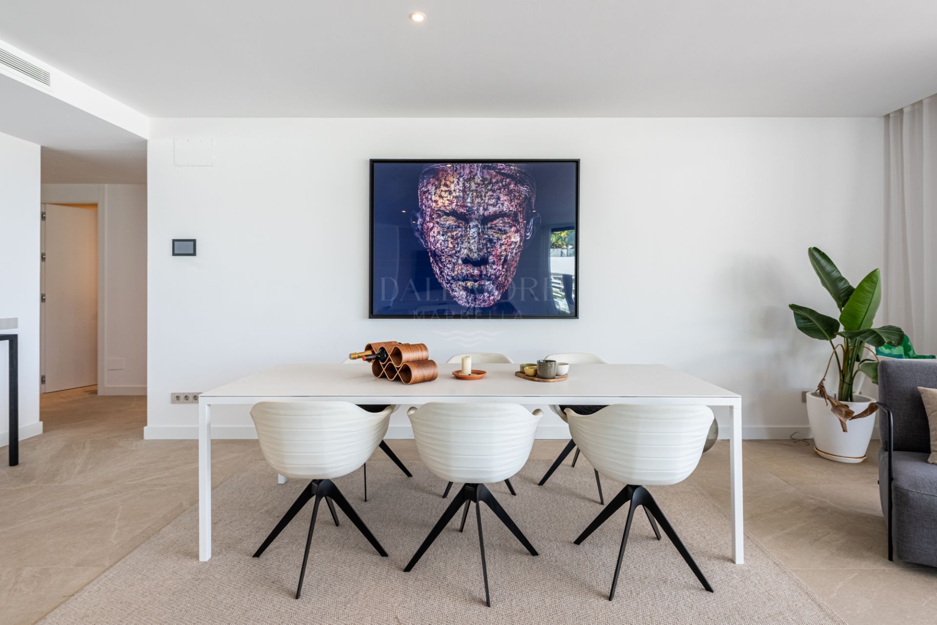 Modern 4-Bedroom Apartment With Private Pool