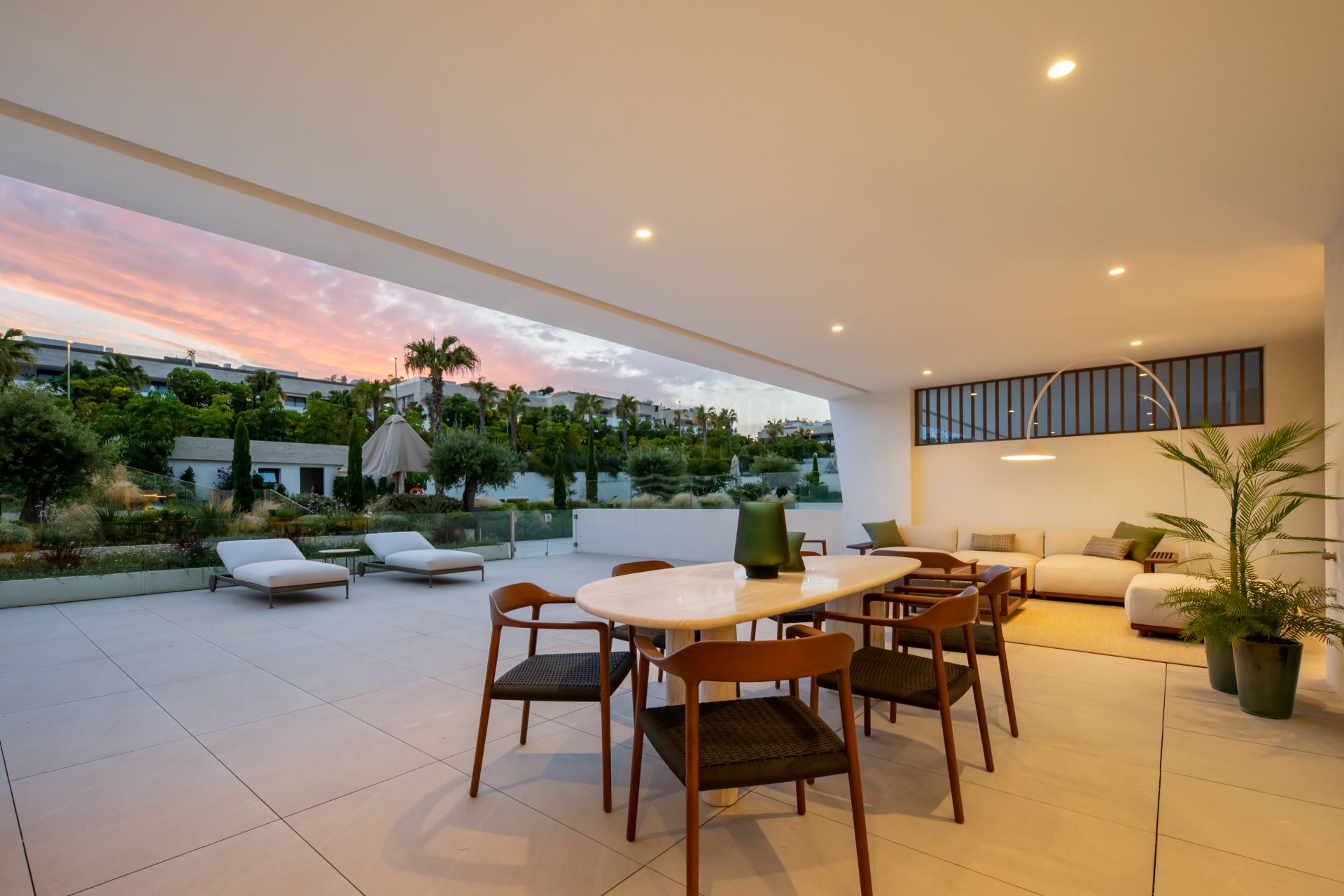 Fendi Casa Four-Bedroom Duplex with Expansive Terraces