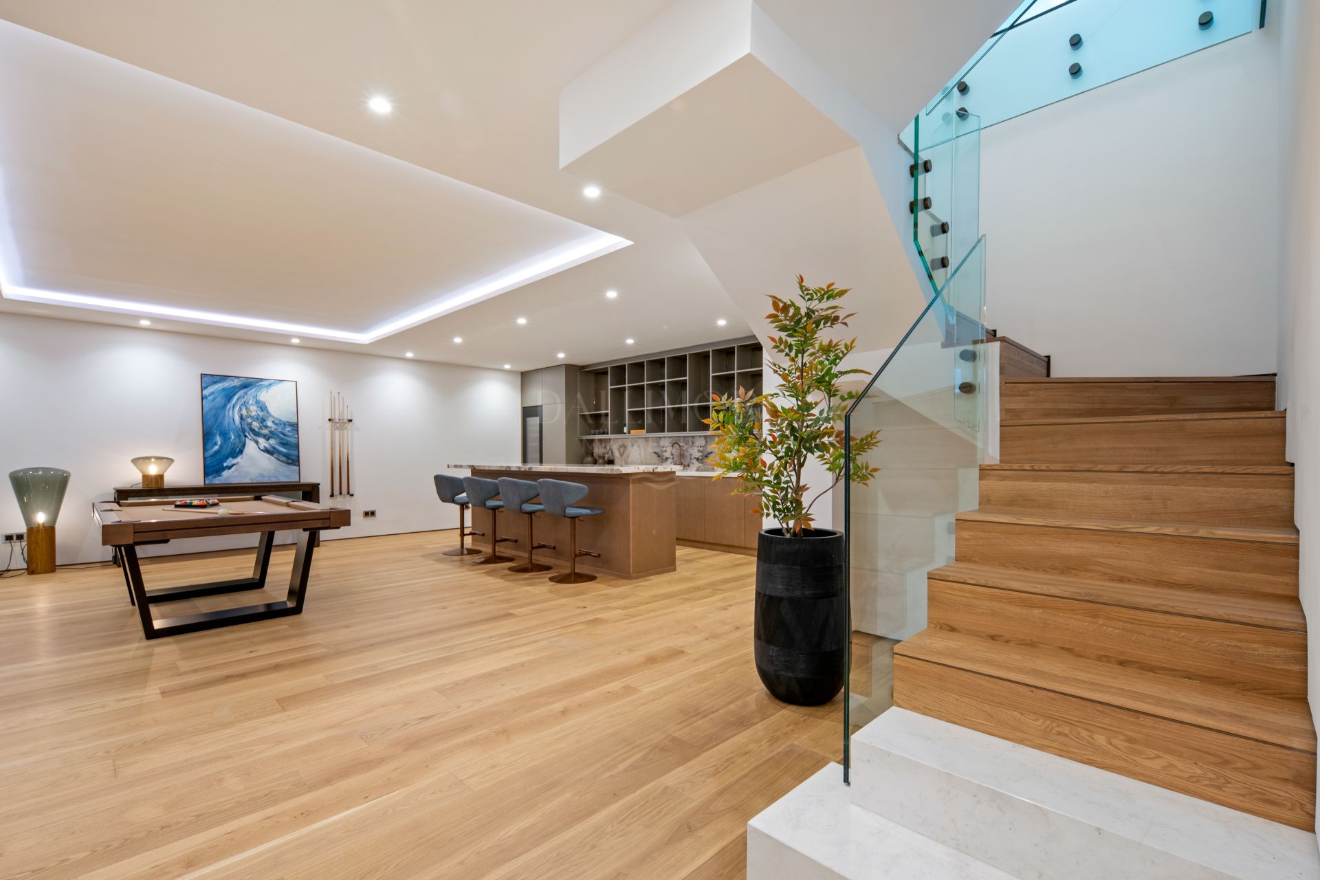 Fendi Casa Four-Bedroom Duplex with Expansive Terraces