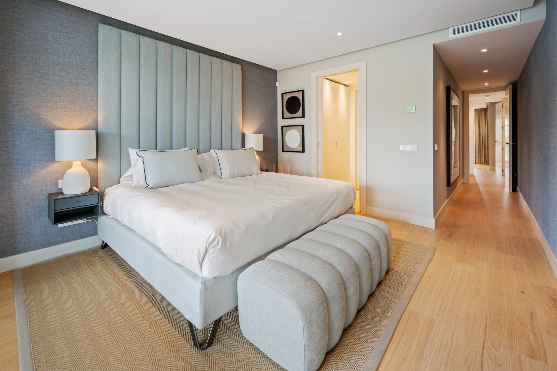 Three-Bedroom Beachside Apartment on Marbella's Golden Mile
