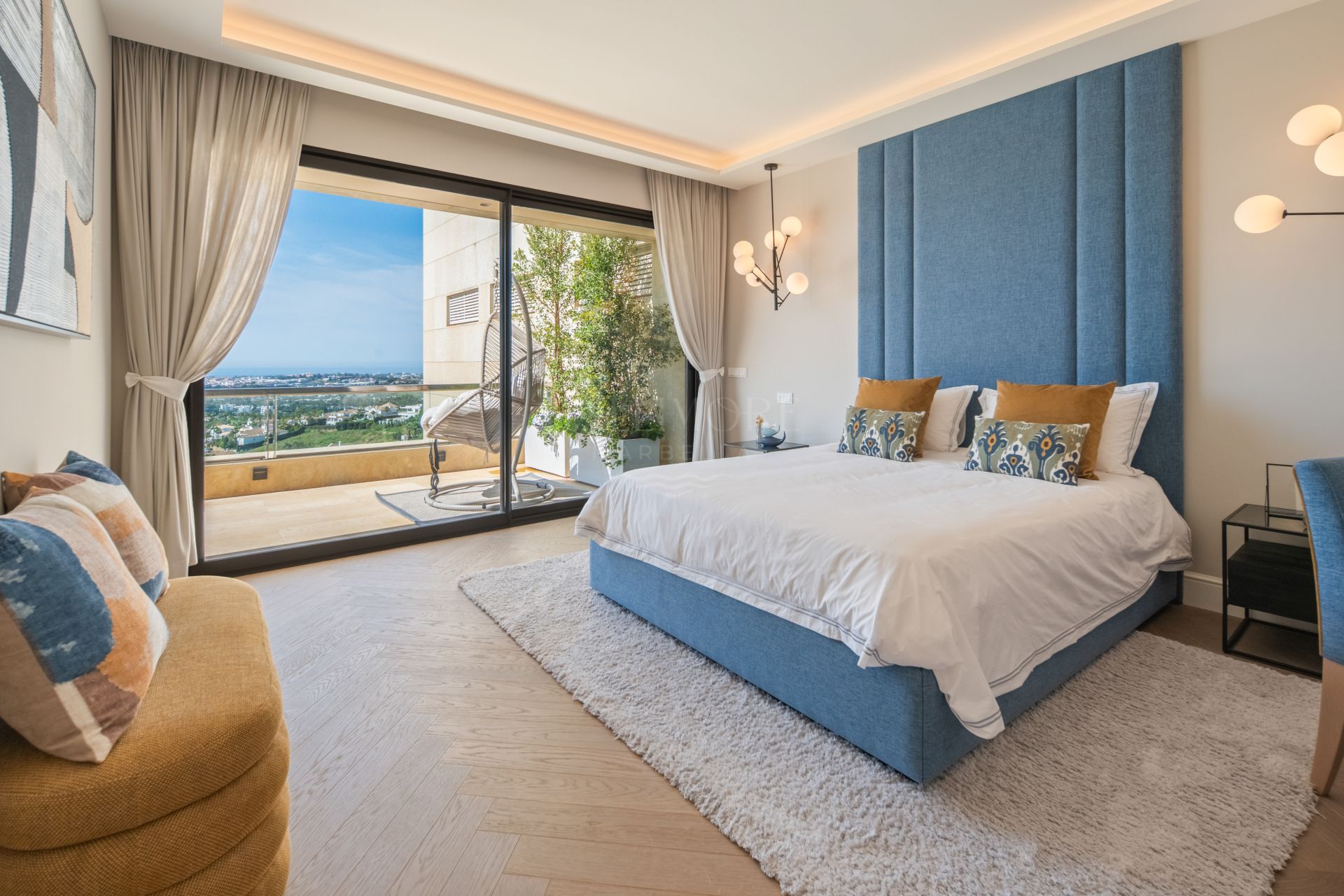 South-Facing Five-Bedroom Residence with Expansive Terraces