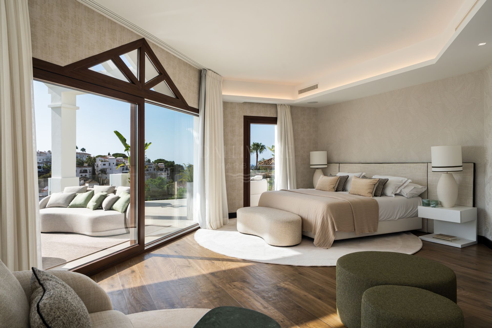 Contemporary Villa with Wellness Suite and Infinity Pool