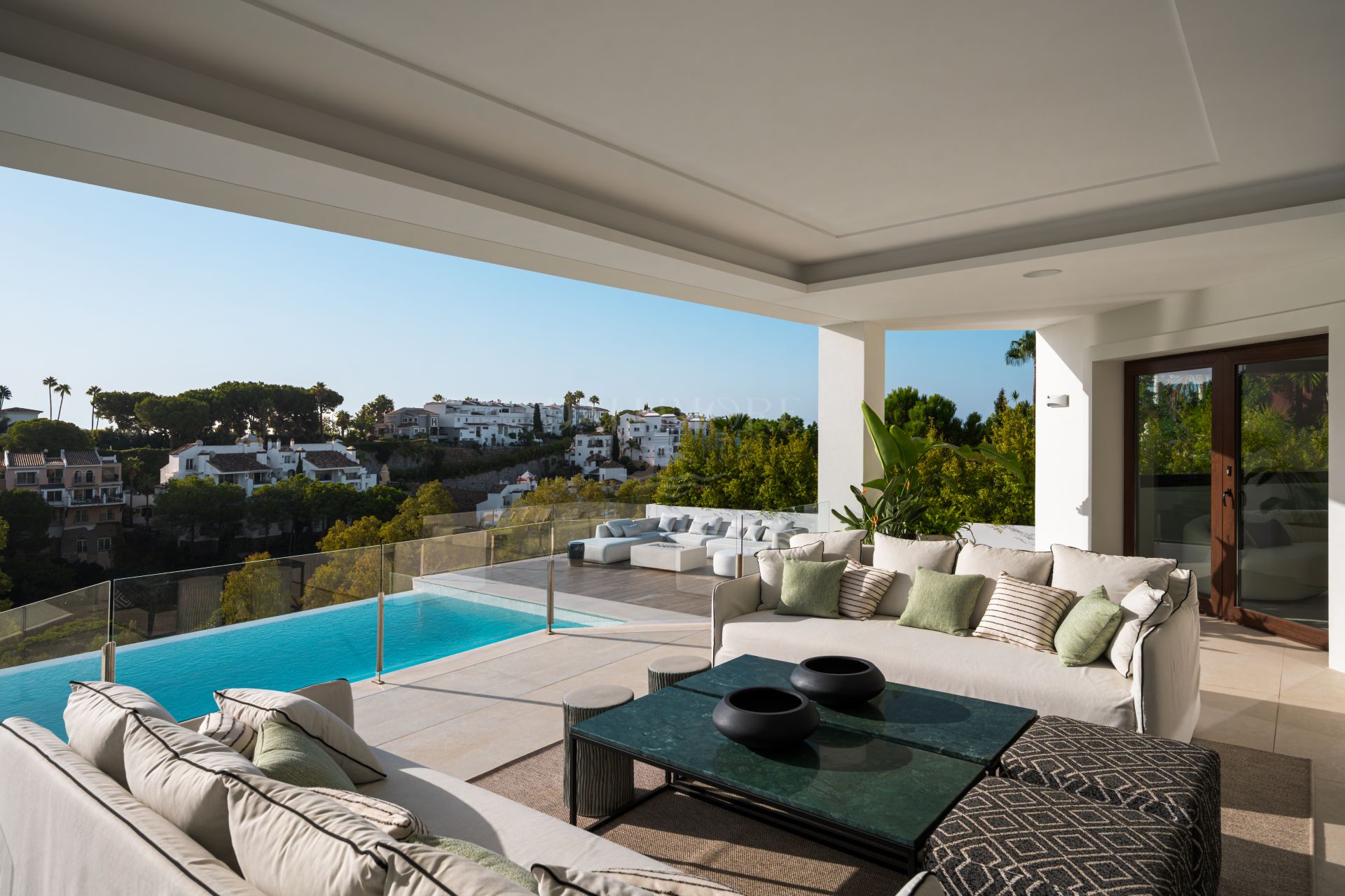 Contemporary Villa with Wellness Suite and Infinity Pool