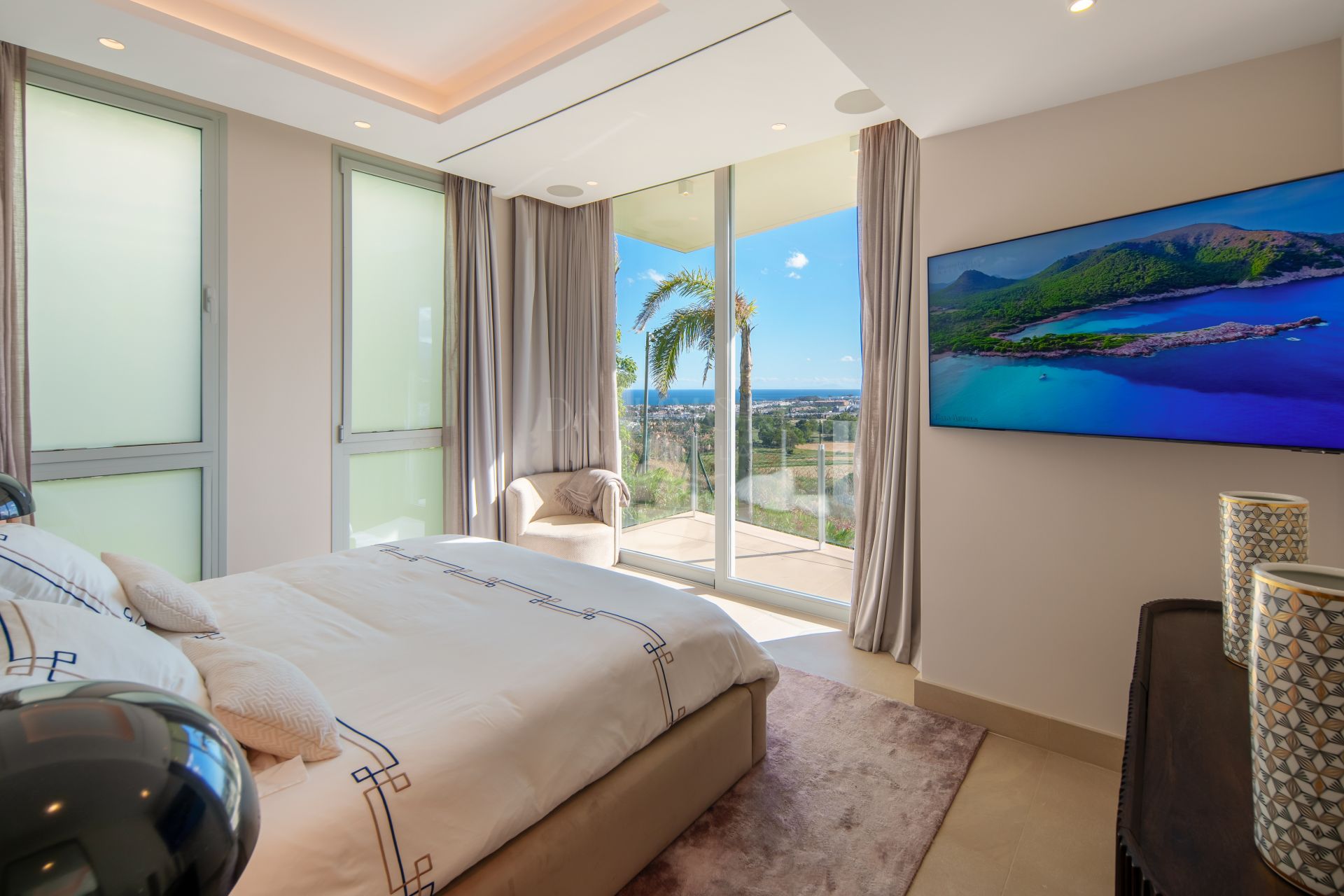 Villa contemporánea de cuatro dormitorios con vistas panorámicas