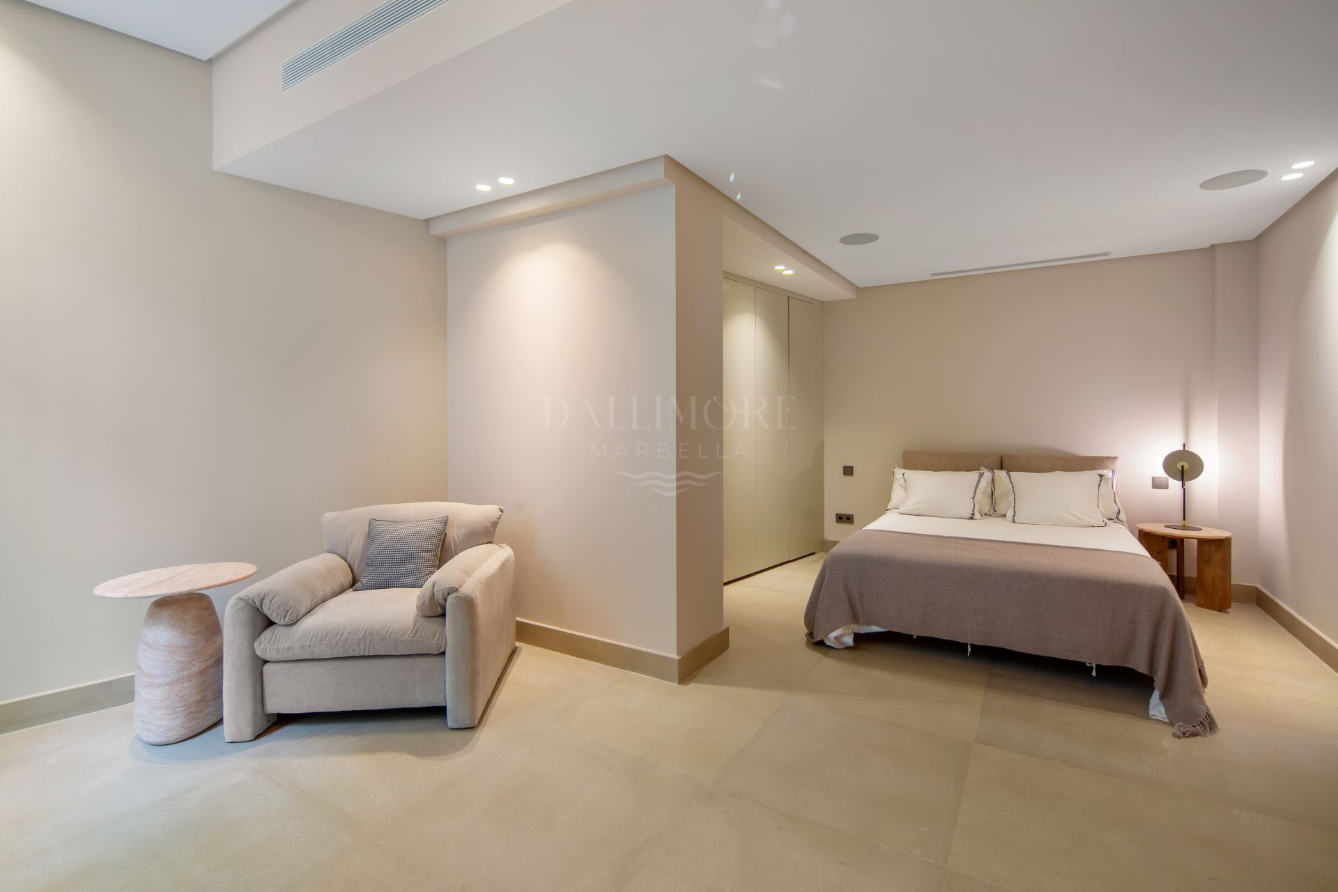 Villa contemporánea de cuatro dormitorios con vistas panorámicas