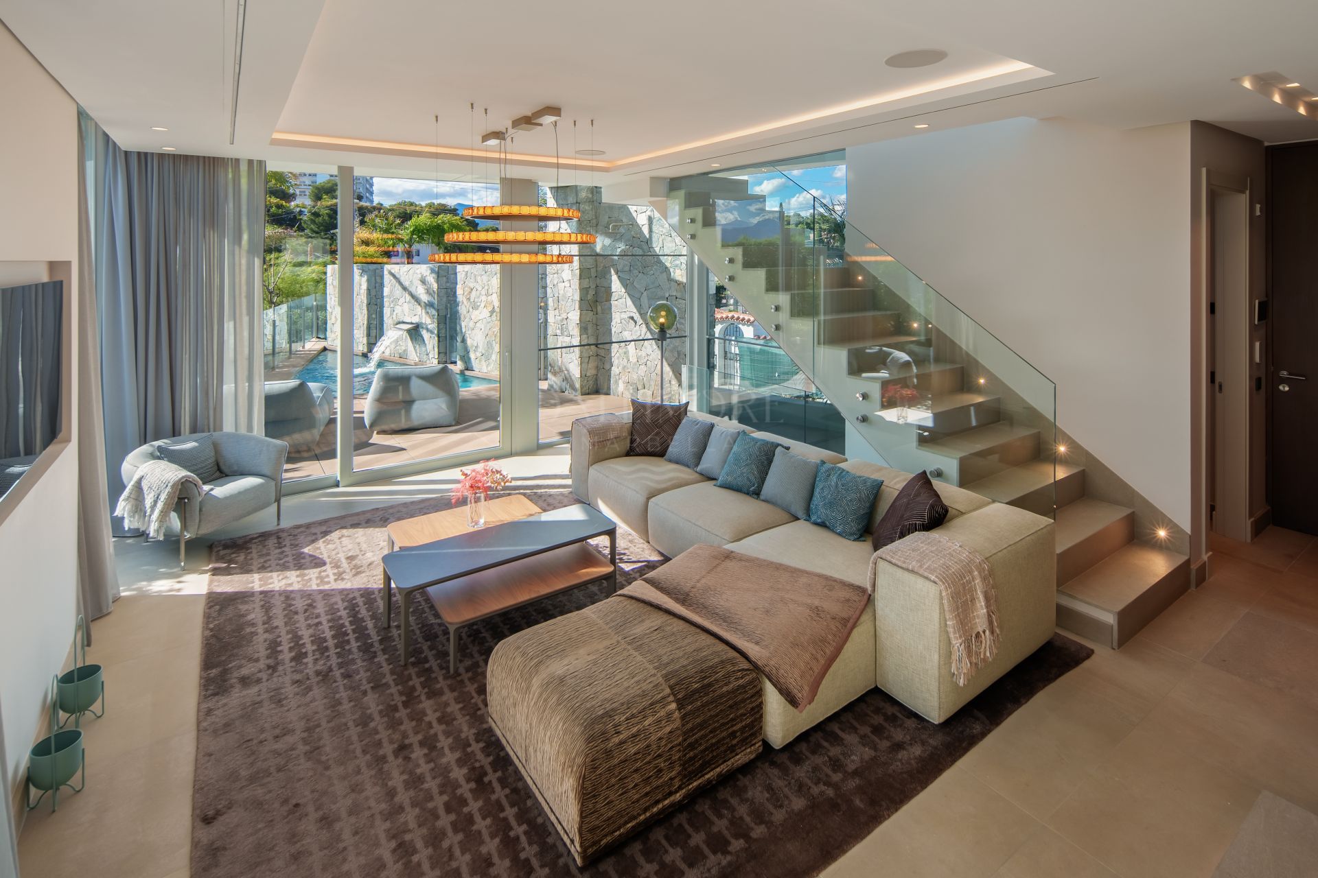 Villa contemporánea de cuatro dormitorios con vistas panorámicas
