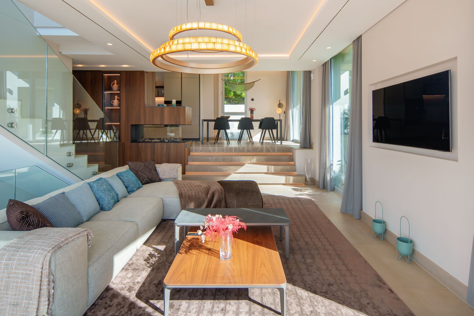 Villa contemporánea de cuatro dormitorios con vistas panorámicas
