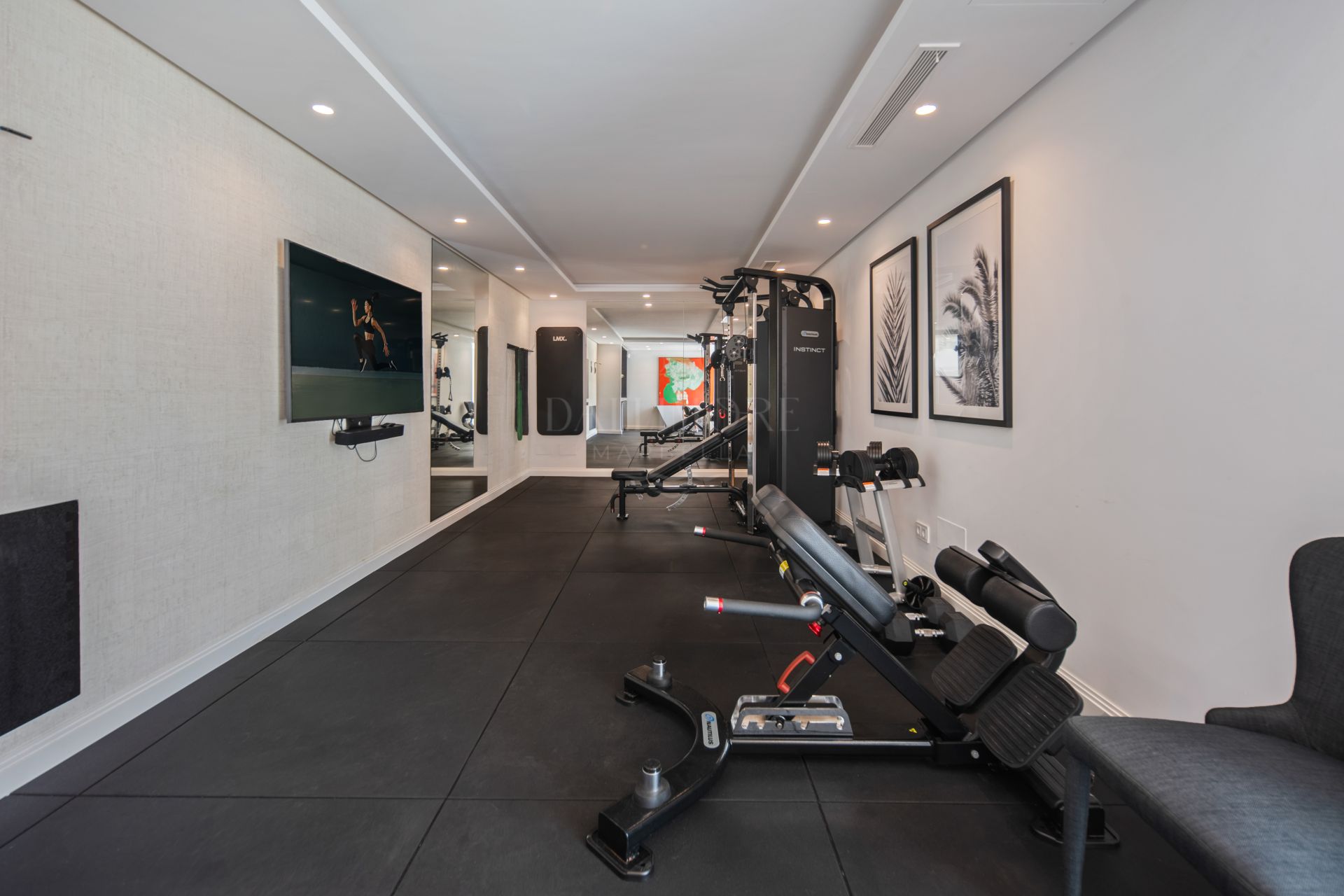 Private Hillside Home Near Marbella’s Finest Amenities