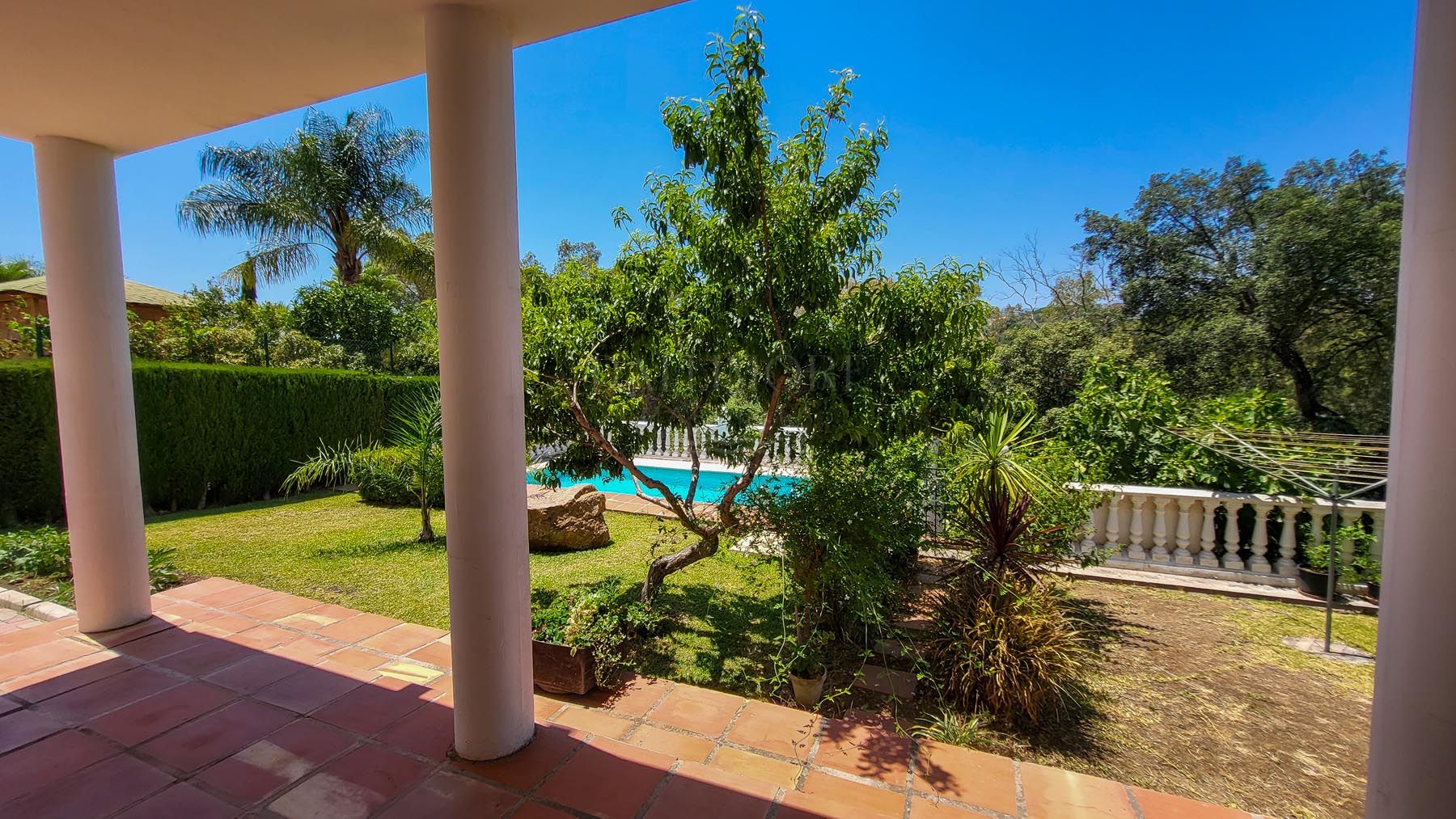 Elegant Elviria Villa with Panoramic Coastal Views, near the Beach.