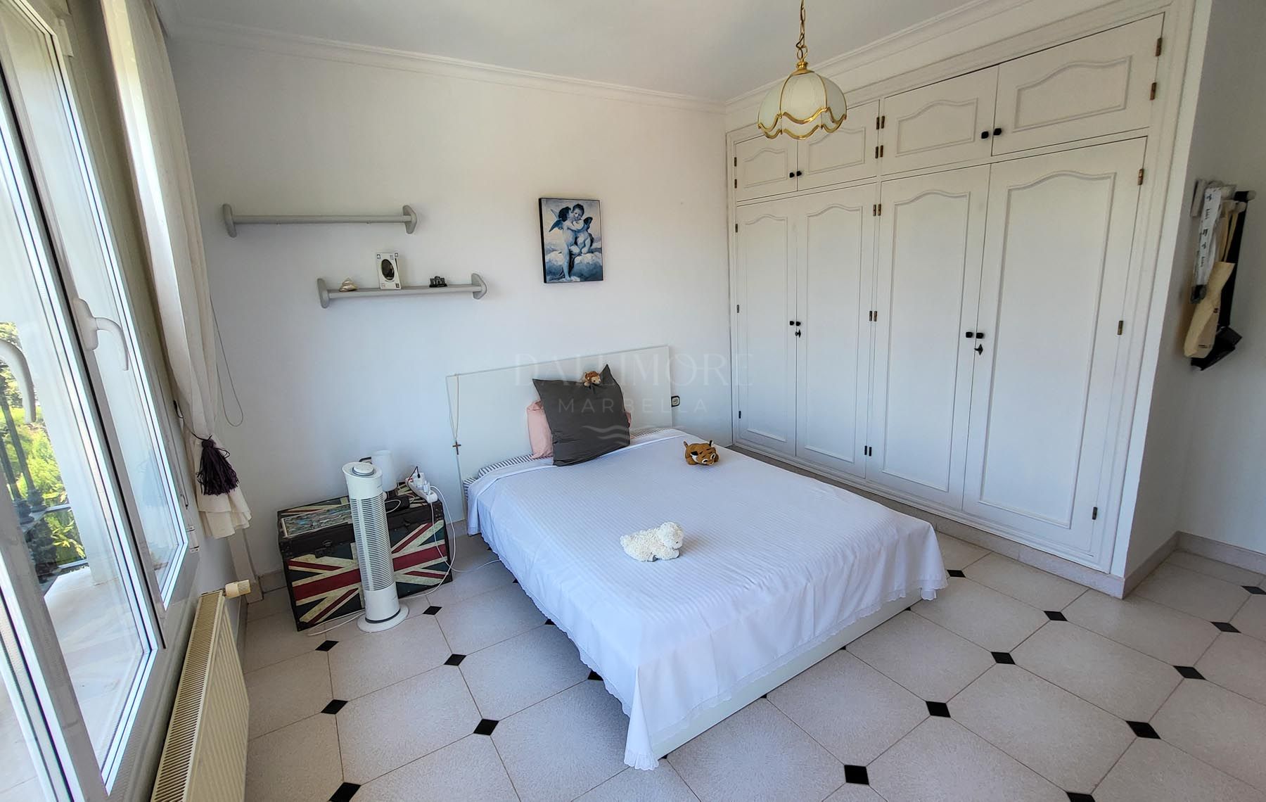 Elegant Elviria Villa with Panoramic Coastal Views, near the Beach.
