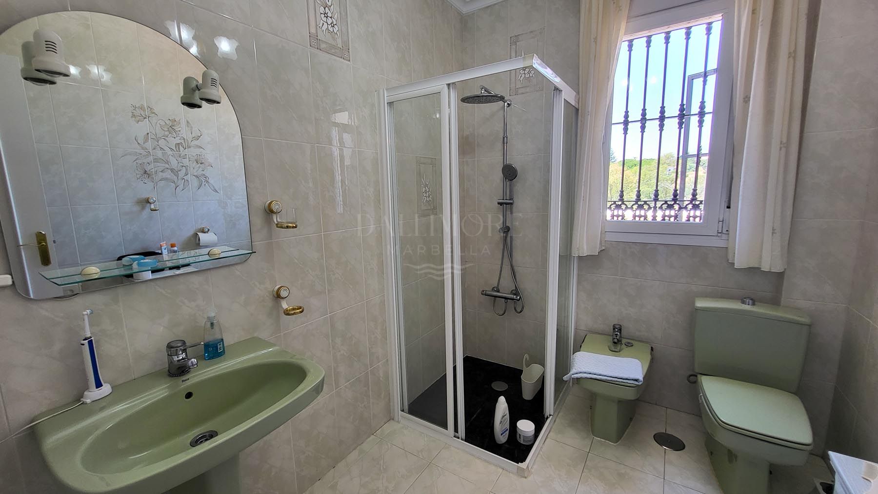 Elegant Elviria Villa with Panoramic Coastal Views, near the Beach.