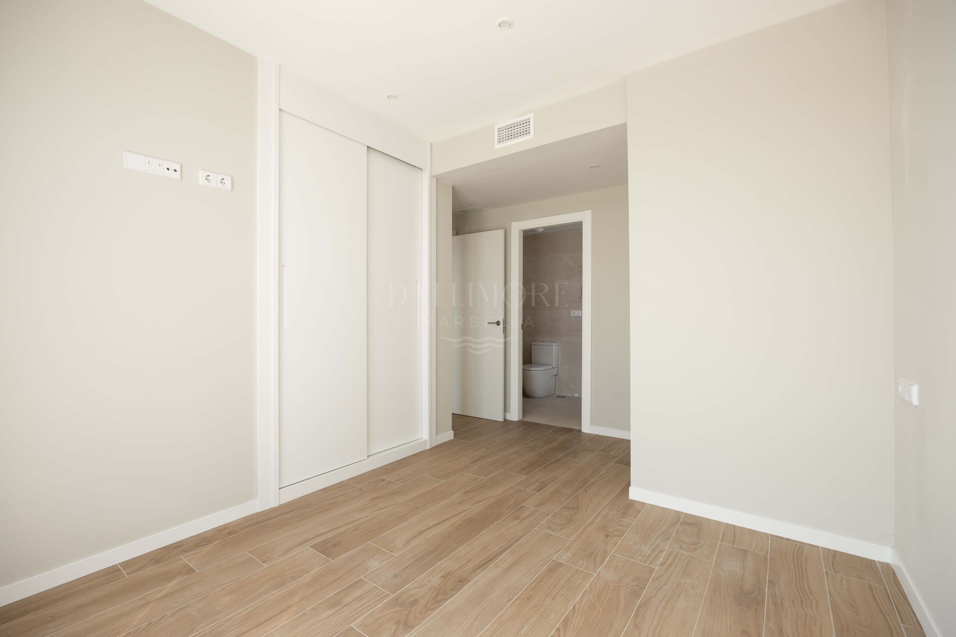 Brand-new penthouse, built in 2026 and sold unfurnished in the heart of La Campana
