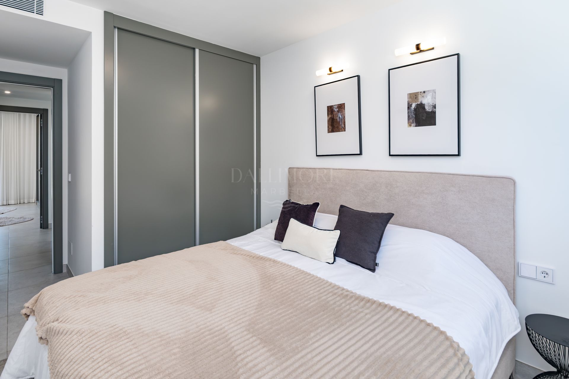 Luxury Duplex Penthouse with Private Rooftop on the New Golden Mile