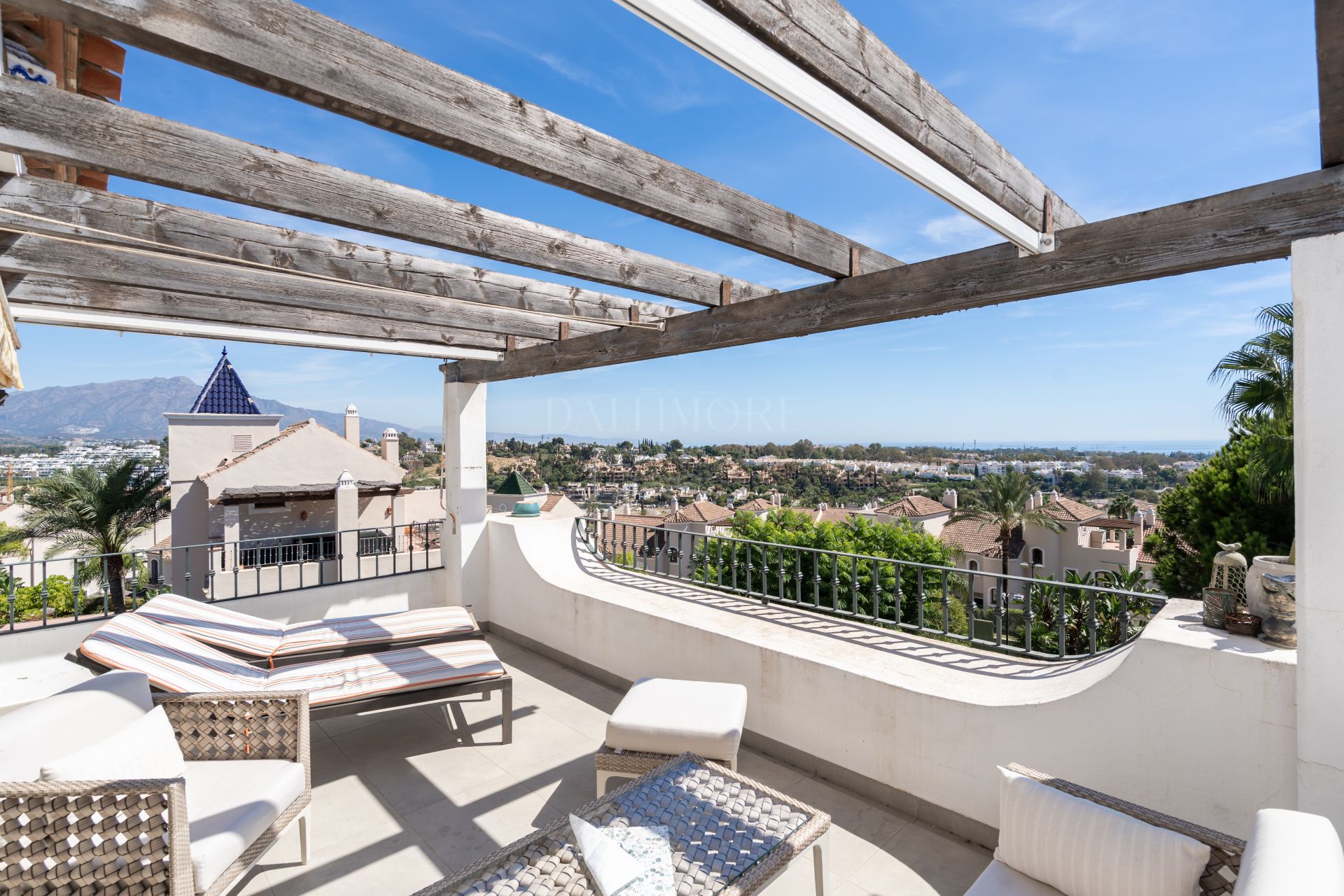 Stunning 3-Bedroom Penthouse with Sea & Mountain Views