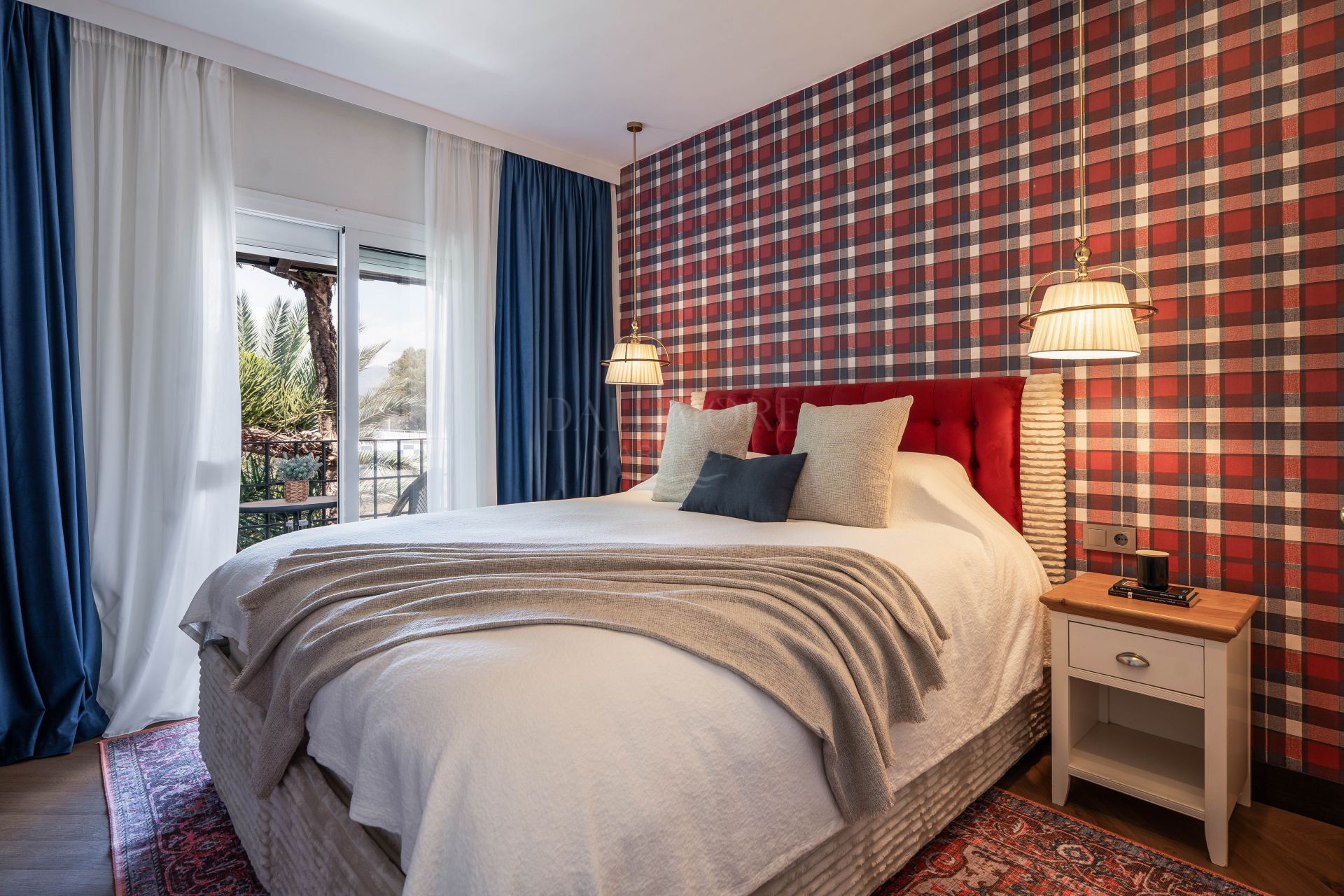 Banús 15 - Duplex Penthouse in Alcazaba Gardens, Puerto Banús