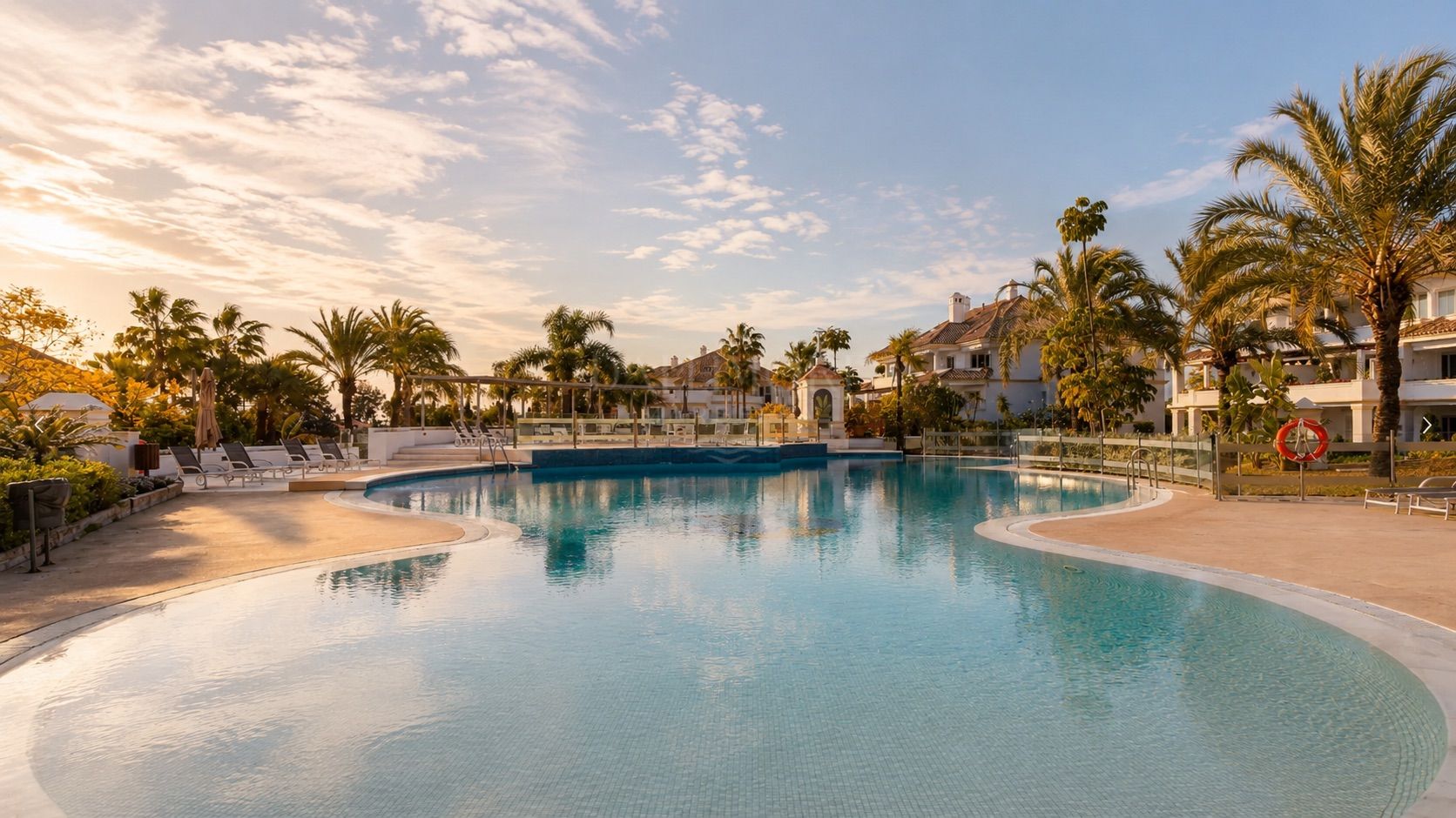 Renovated Duplex Penthouse in Monte Paraíso, Marbella Golden Mile