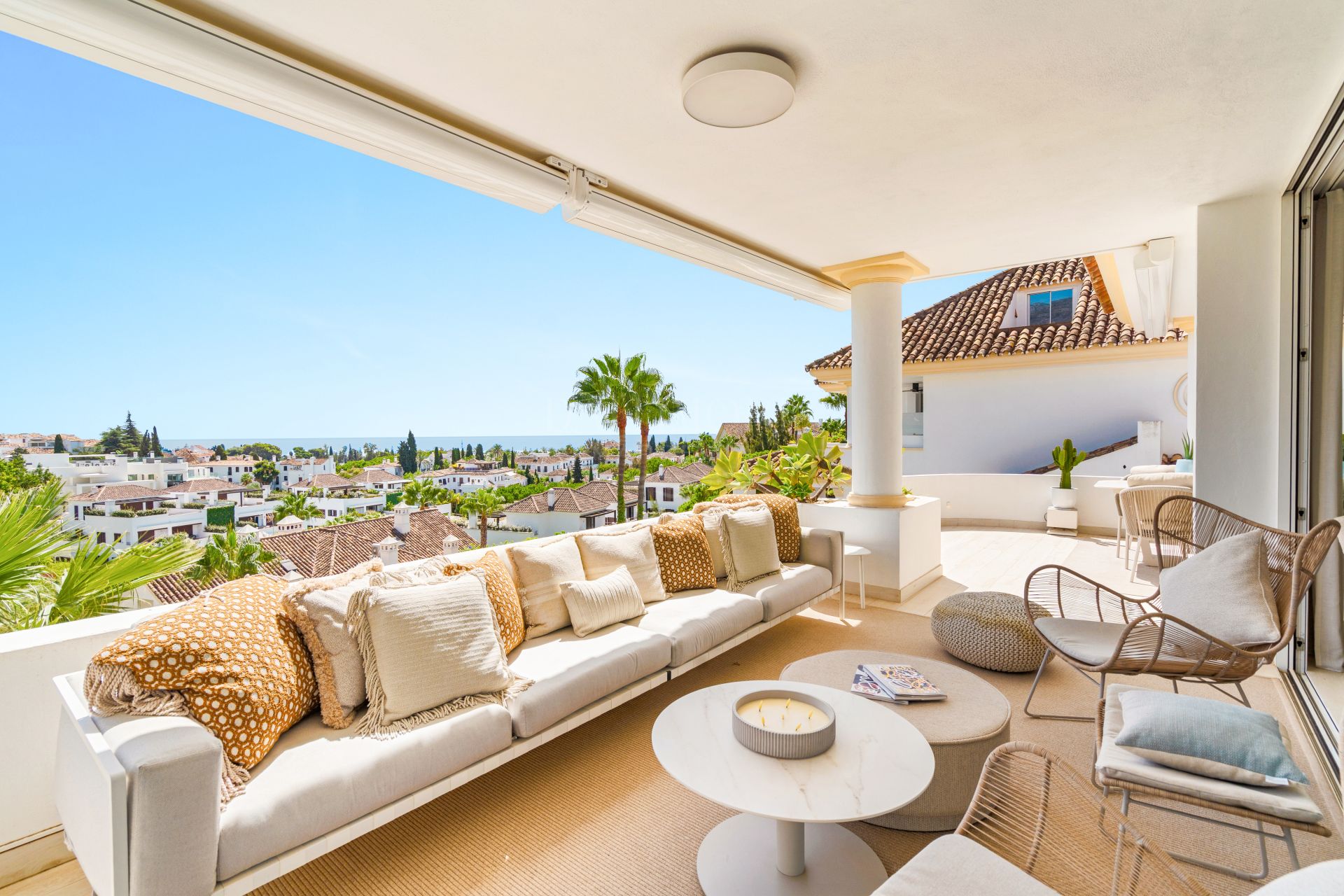 Renovated Duplex Penthouse in Monte Paraíso, Marbella Golden Mile
