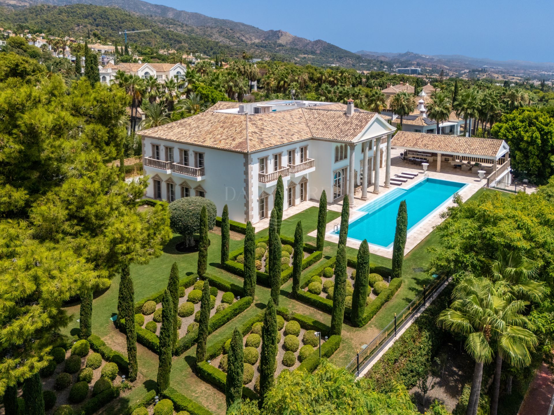 Rare Trophy Estate Situated on a Double Plot in Sierra Blanca