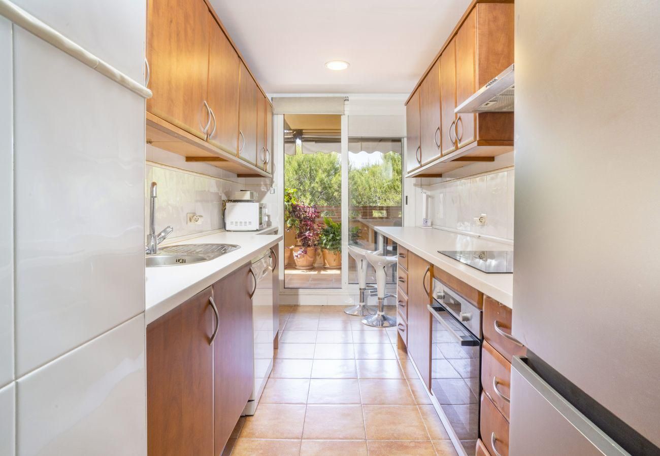 Lovely Golden Mile 3 beds apartment ready to move in
